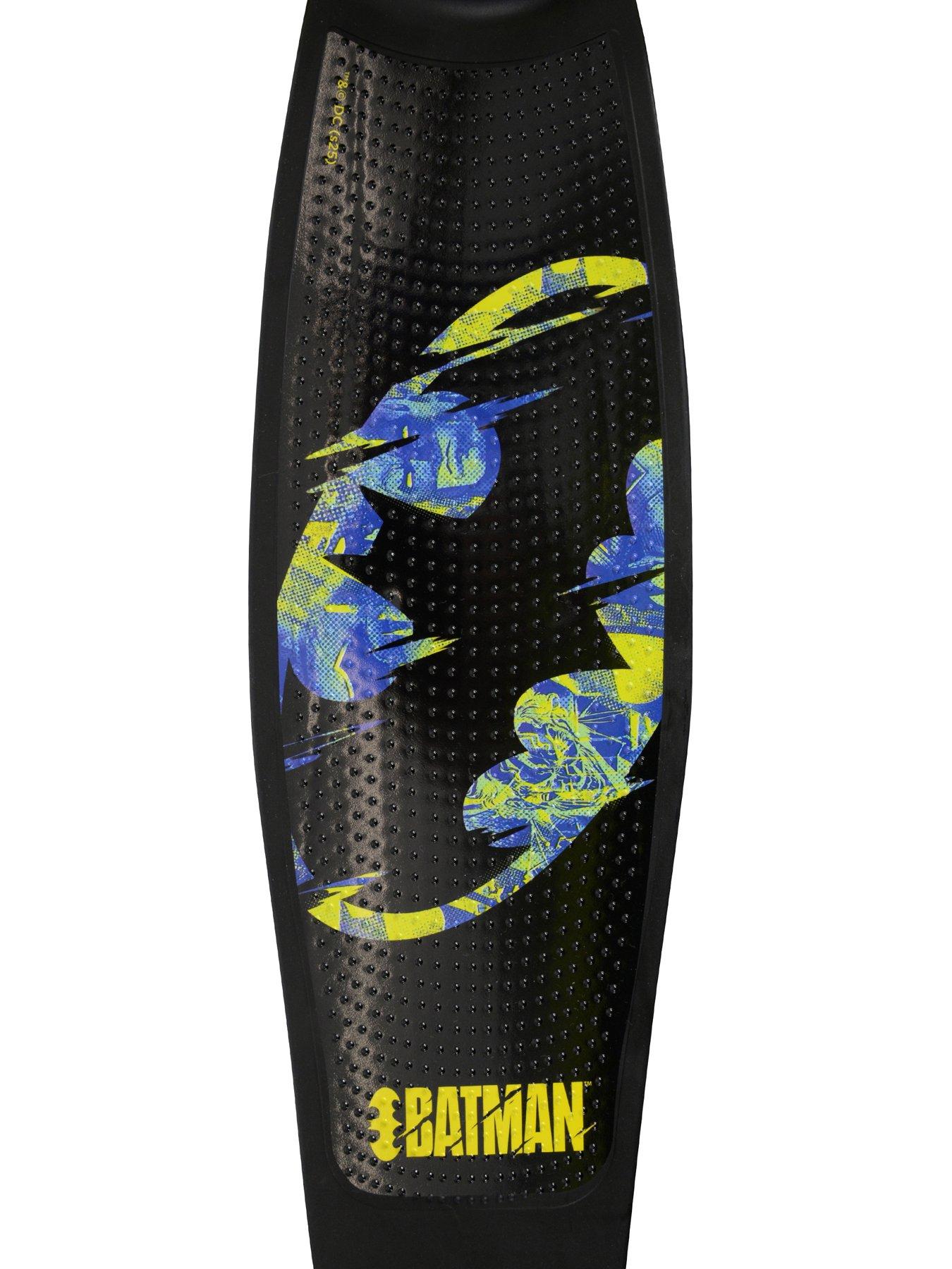 Image 5 of 7 of Batman Tilt n Turn Scooter with Light Up Wheels and Stickers