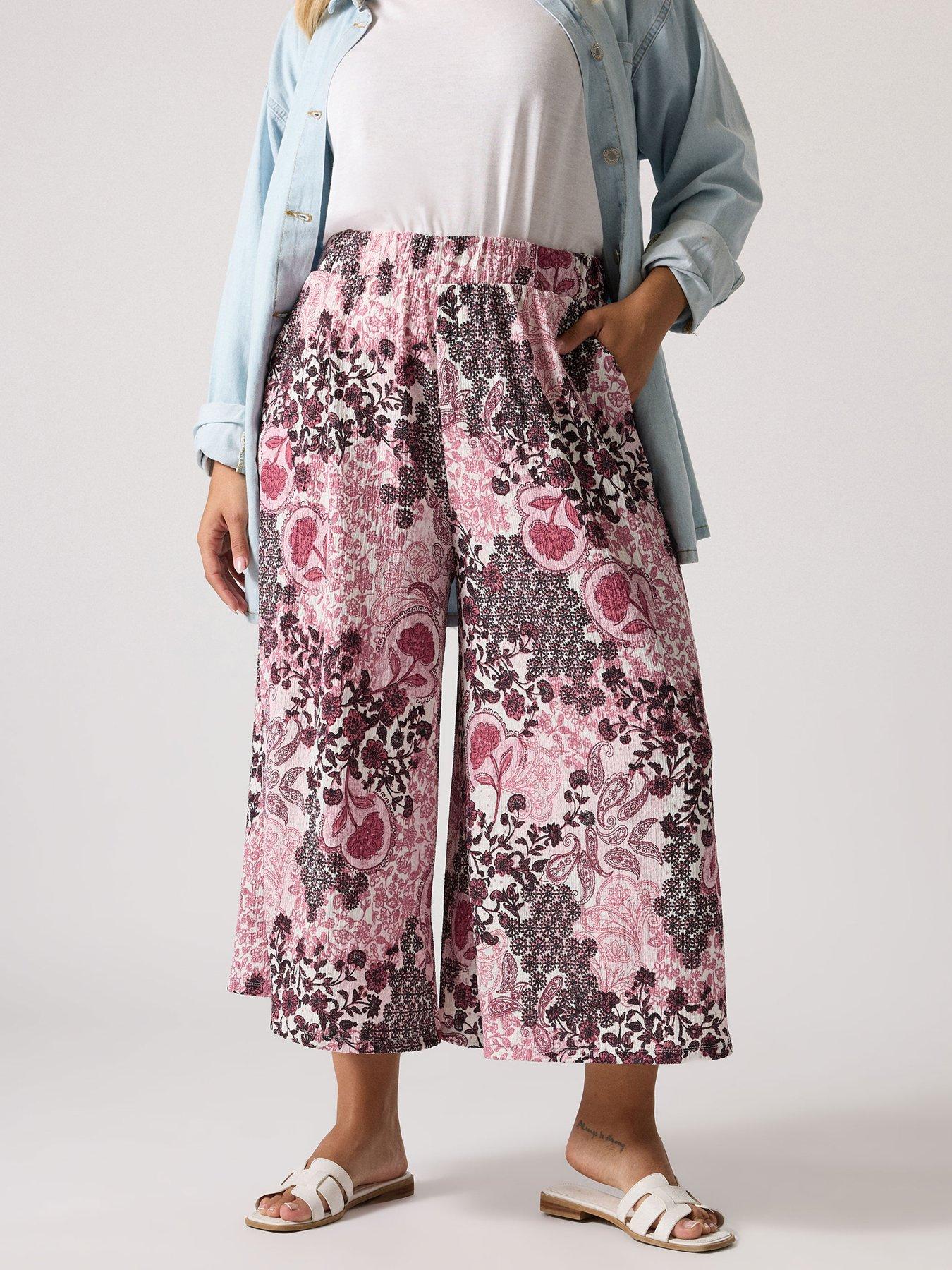 undefined Curve Paisley Crinkle Crop Trousers - Pink