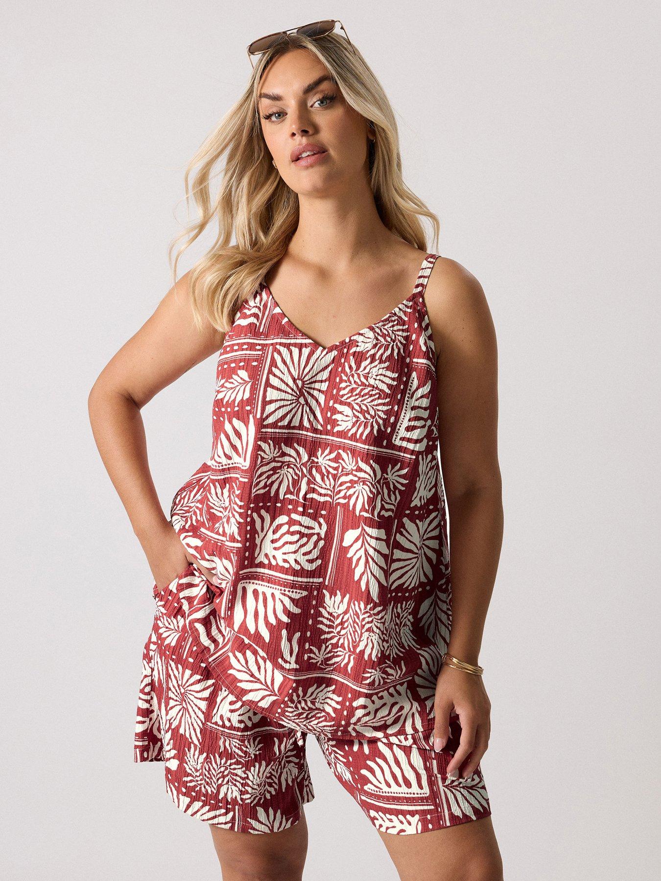 undefined Curve Textured Cami Top - Red