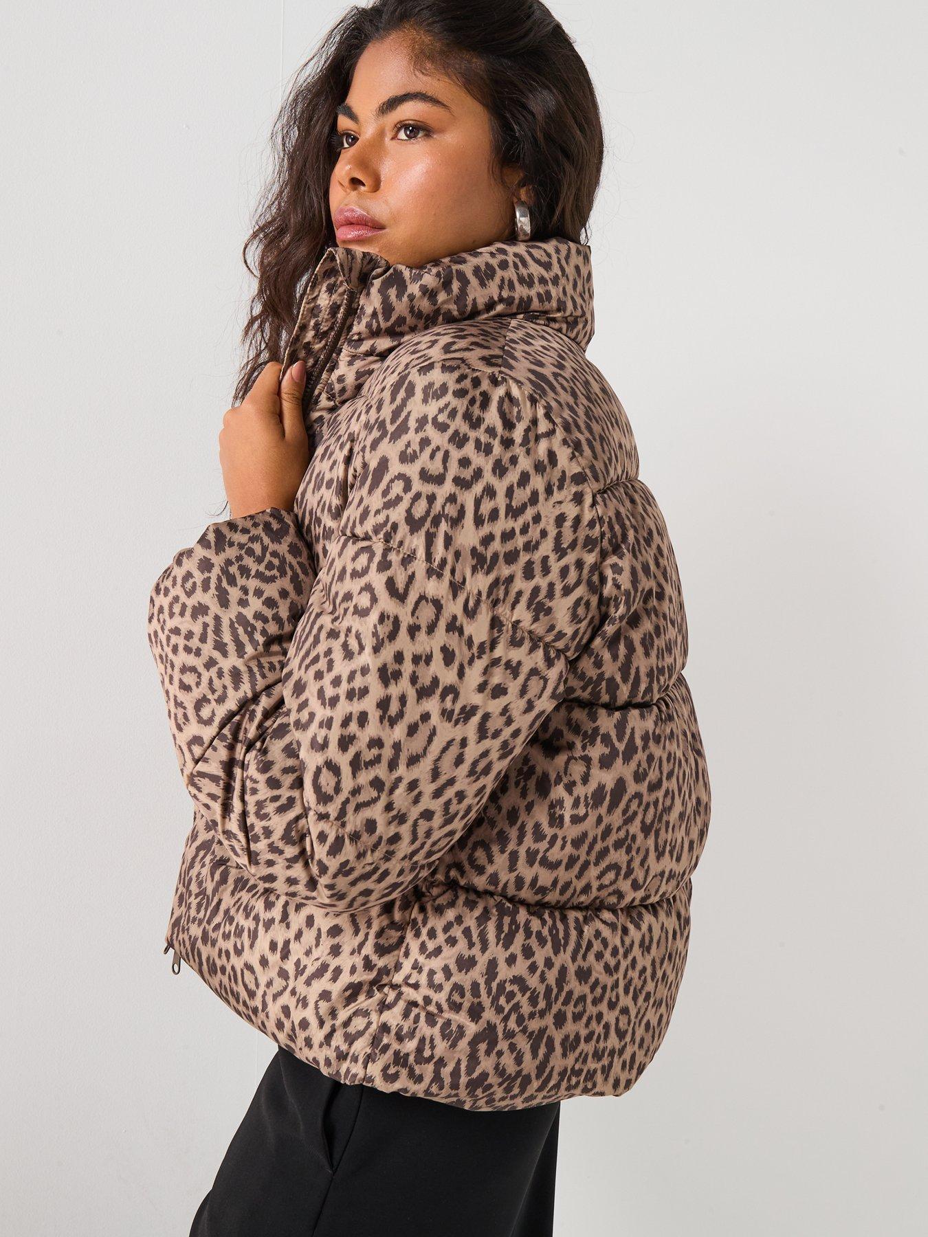 Image 2 of 6 of Vero Moda Parda Padded Leopard Jacket - Leopard Print