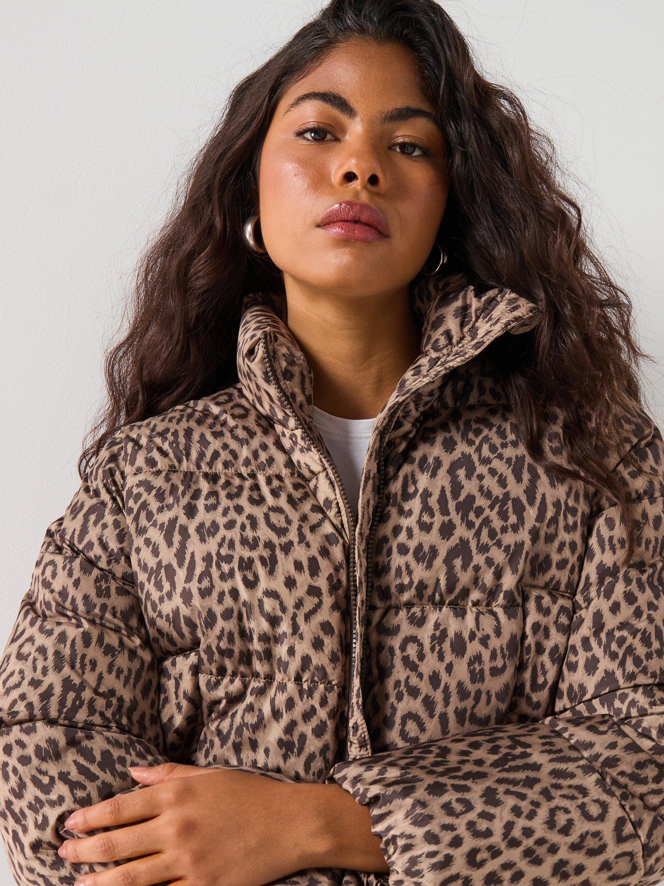 Image 4 of 6 of Vero Moda Parda Padded Leopard Jacket - Leopard Print