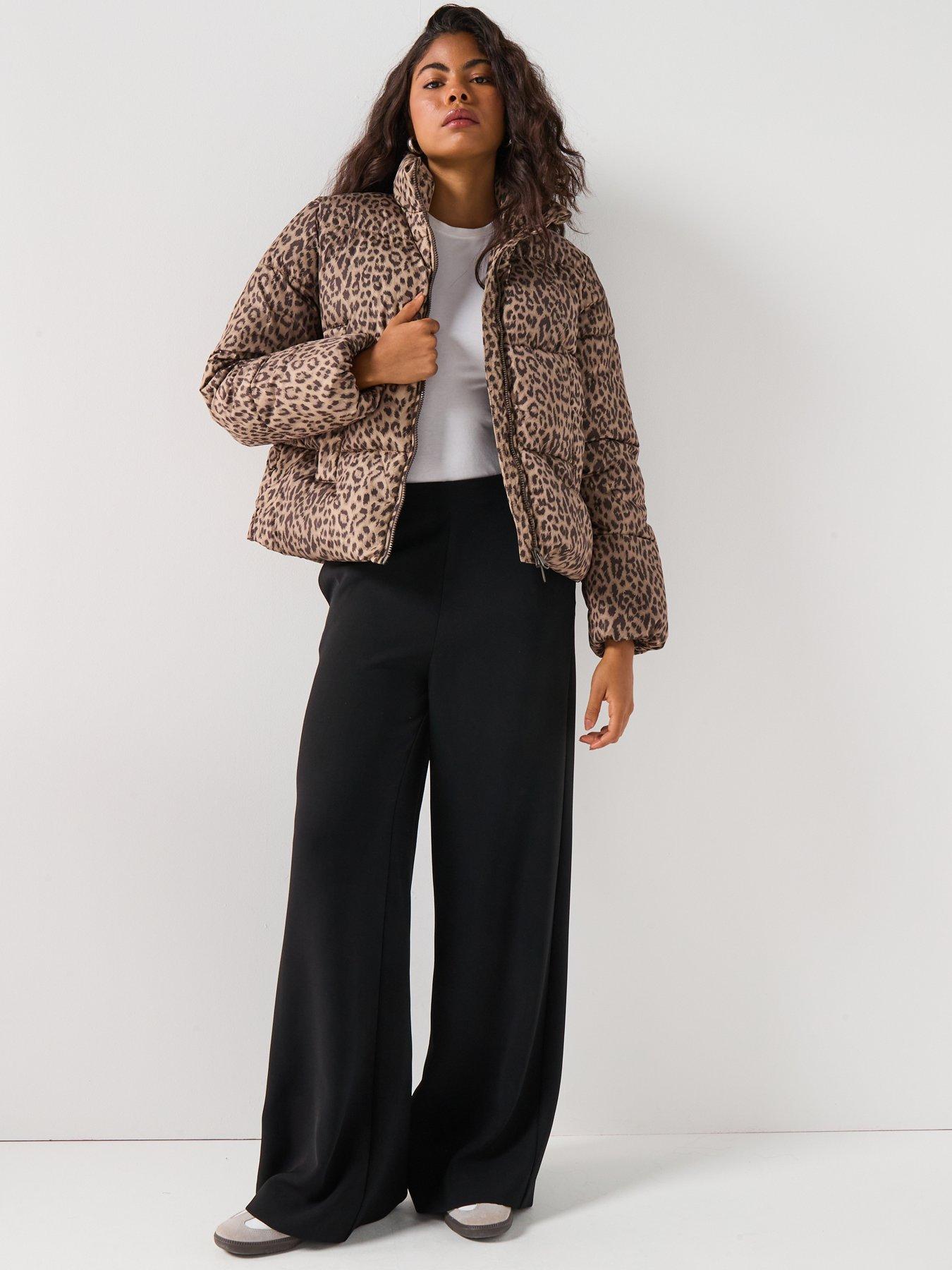 Image 5 of 6 of Vero Moda Parda Padded Leopard Jacket - Leopard Print