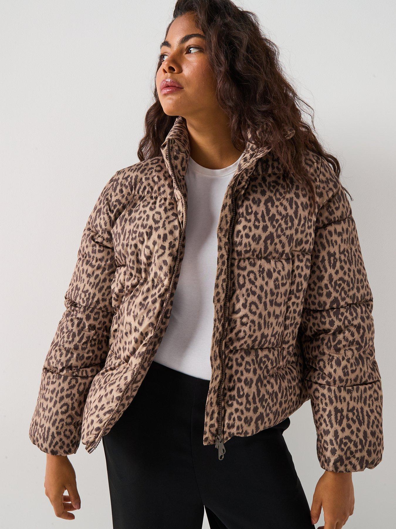 Image 6 of 6 of Vero Moda Parda Padded Leopard Jacket - Leopard Print
