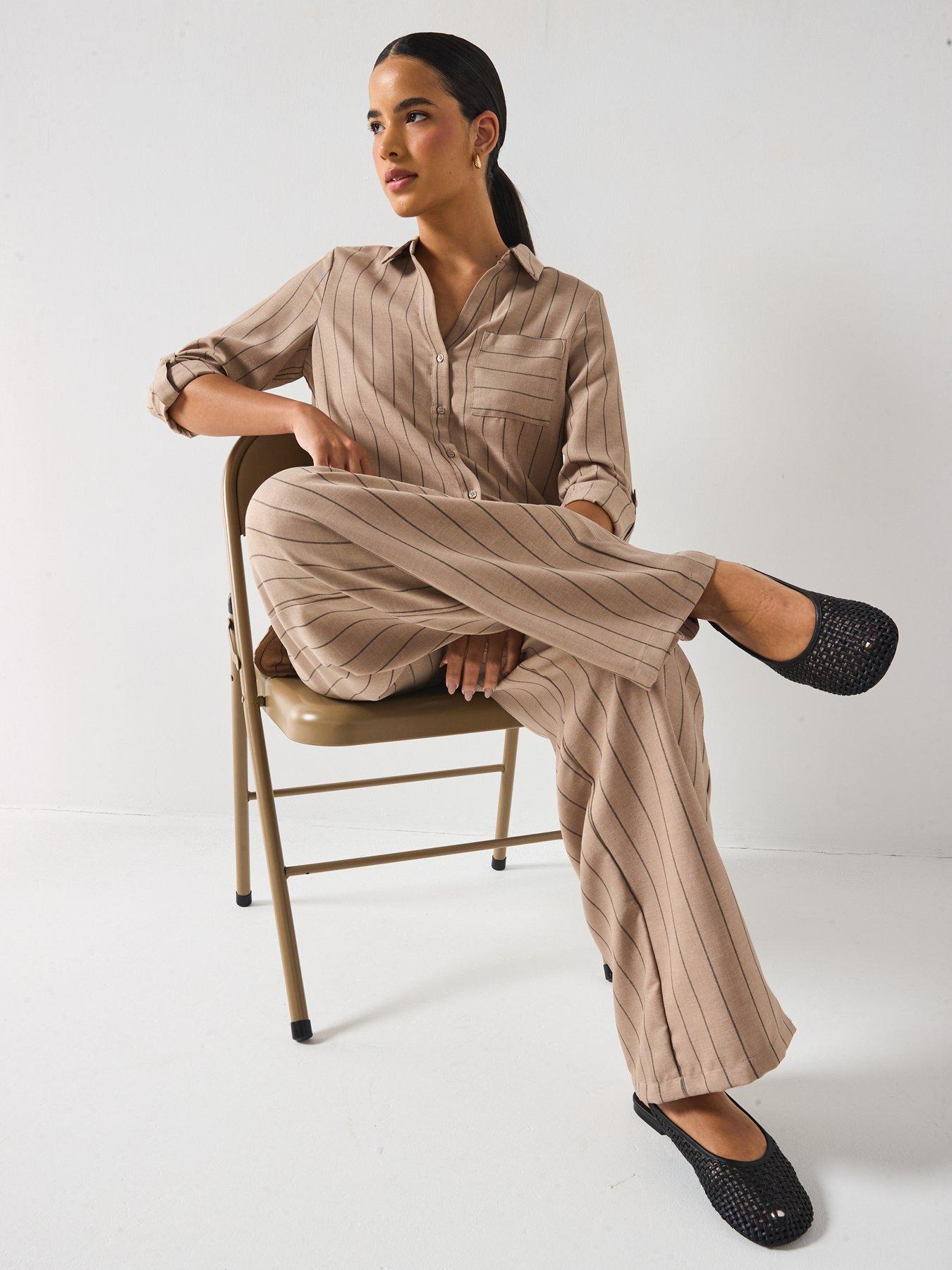 Image 5 of 6 of Vero Moda Odette Wide Leg Trouser - Beige