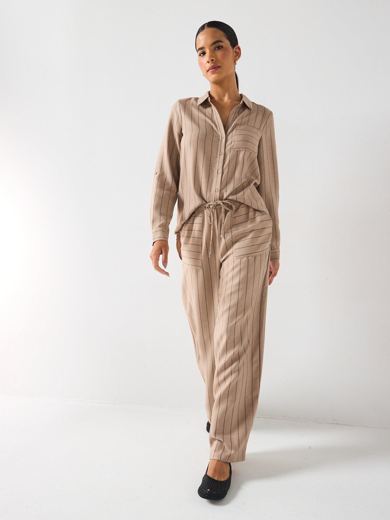 Image 6 of 6 of Vero Moda Odette Wide Leg Trouser - Beige
