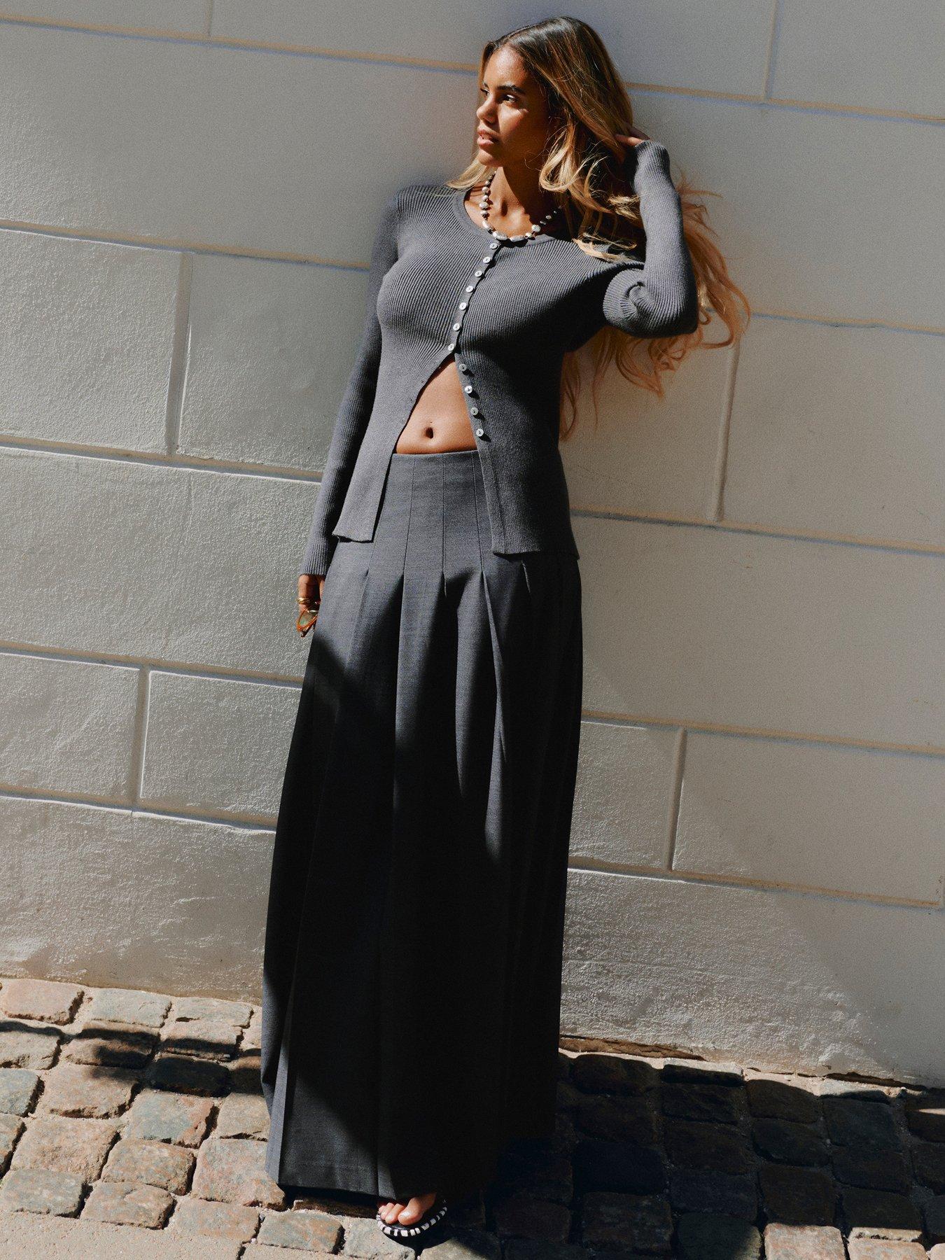 vero-moda-high-waist-long-pleated-skirt-grey