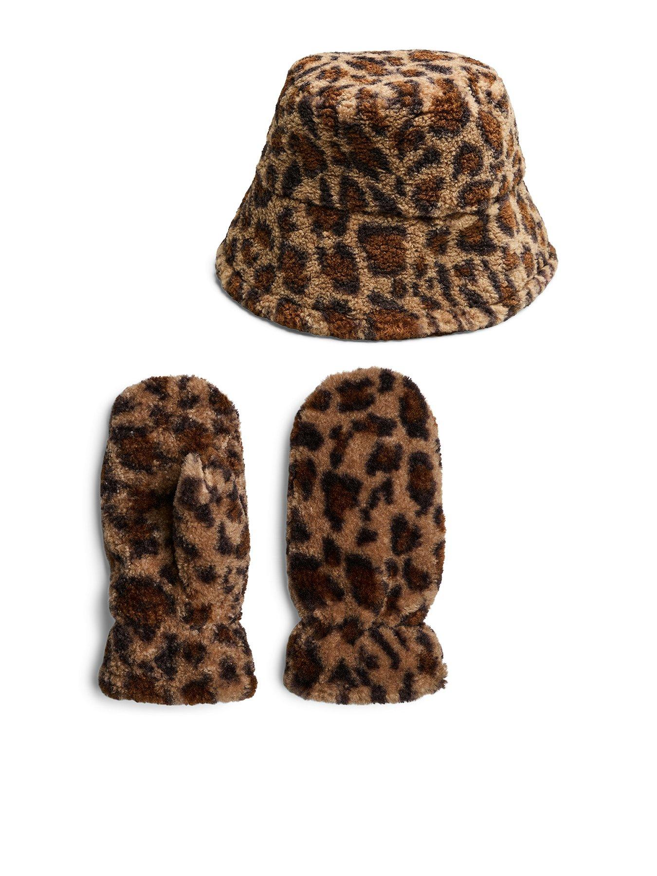 Image 1 of 1 of PIECES Teddy Bucket Hat And Mittens Set - Multi