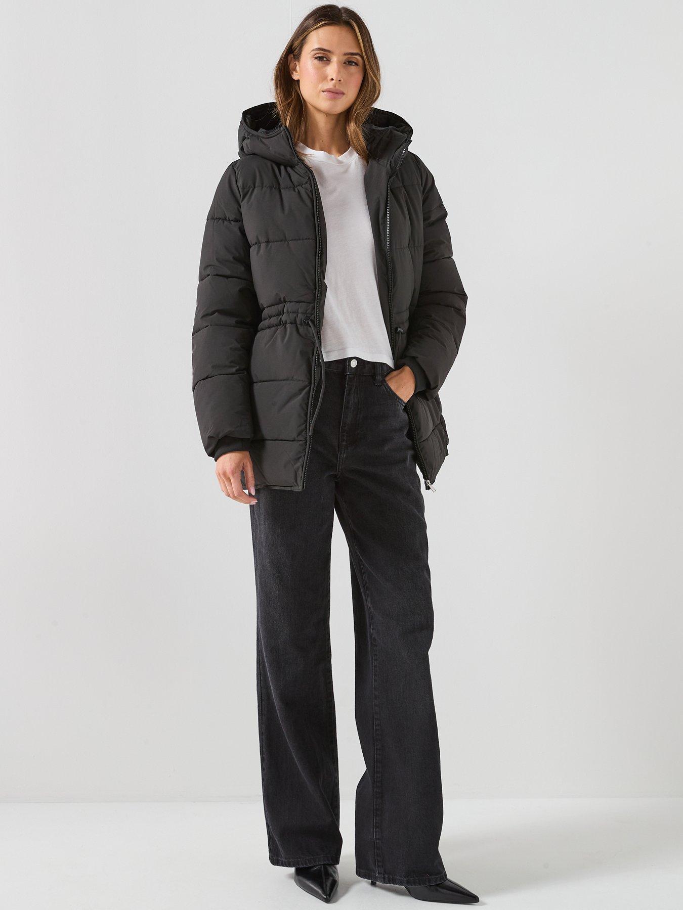 Image 3 of 6 of Vero Moda Cera Padded Coat - Black