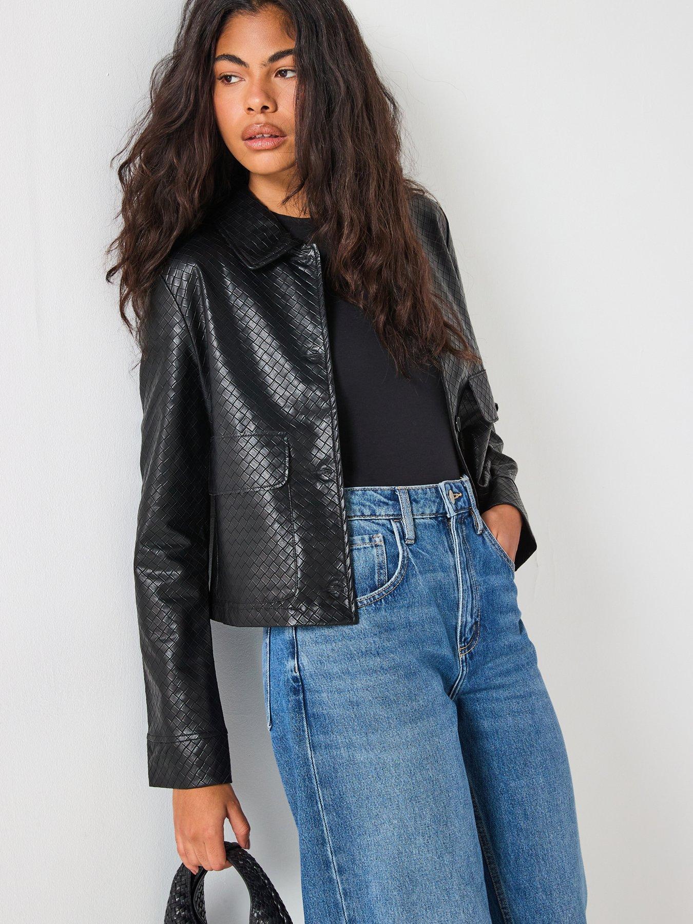 Image 1 of 6 of Vero Moda Bellis Long Sleeve Short Collar Coated Jacket - Black