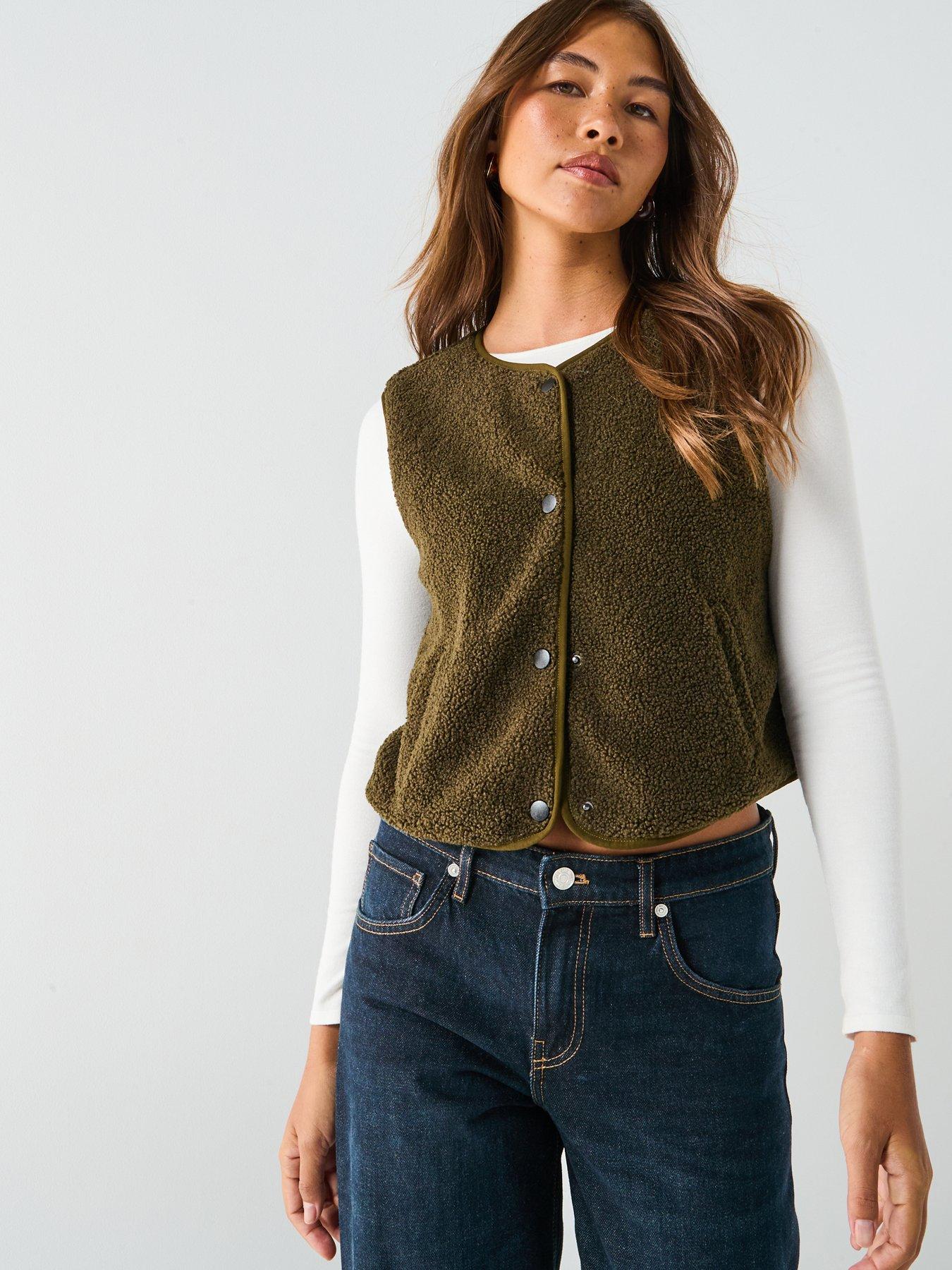 vero-moda-gilly-sleeveless-gilet-green