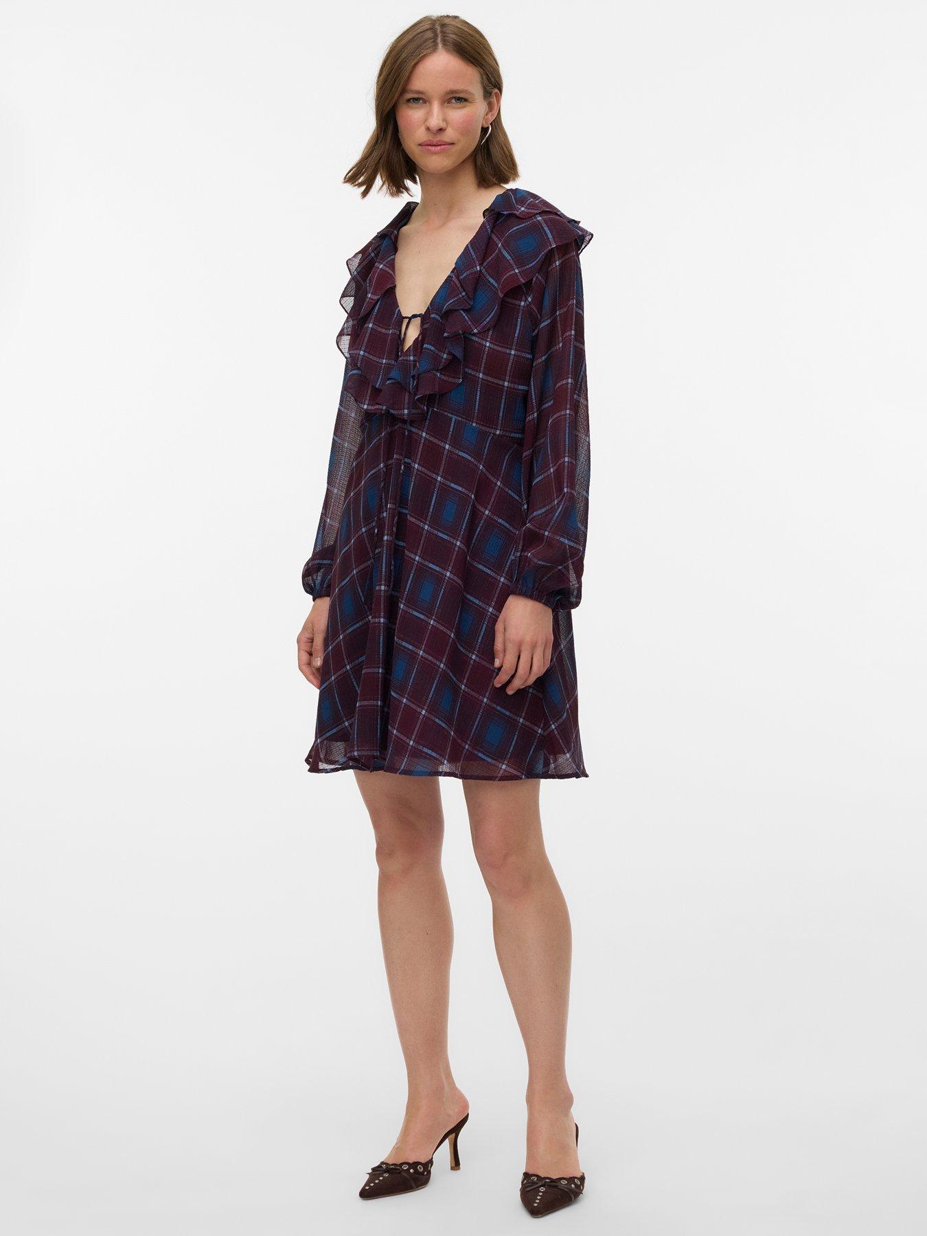 Image 3 of 4 of Vero Moda Long Sleeve Short Check Dress - Print