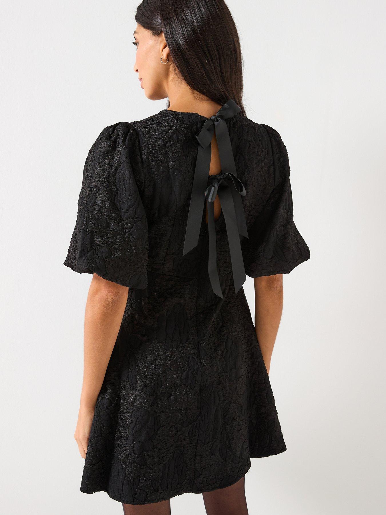  image of jdy-dora-short-sleeve-dress-black