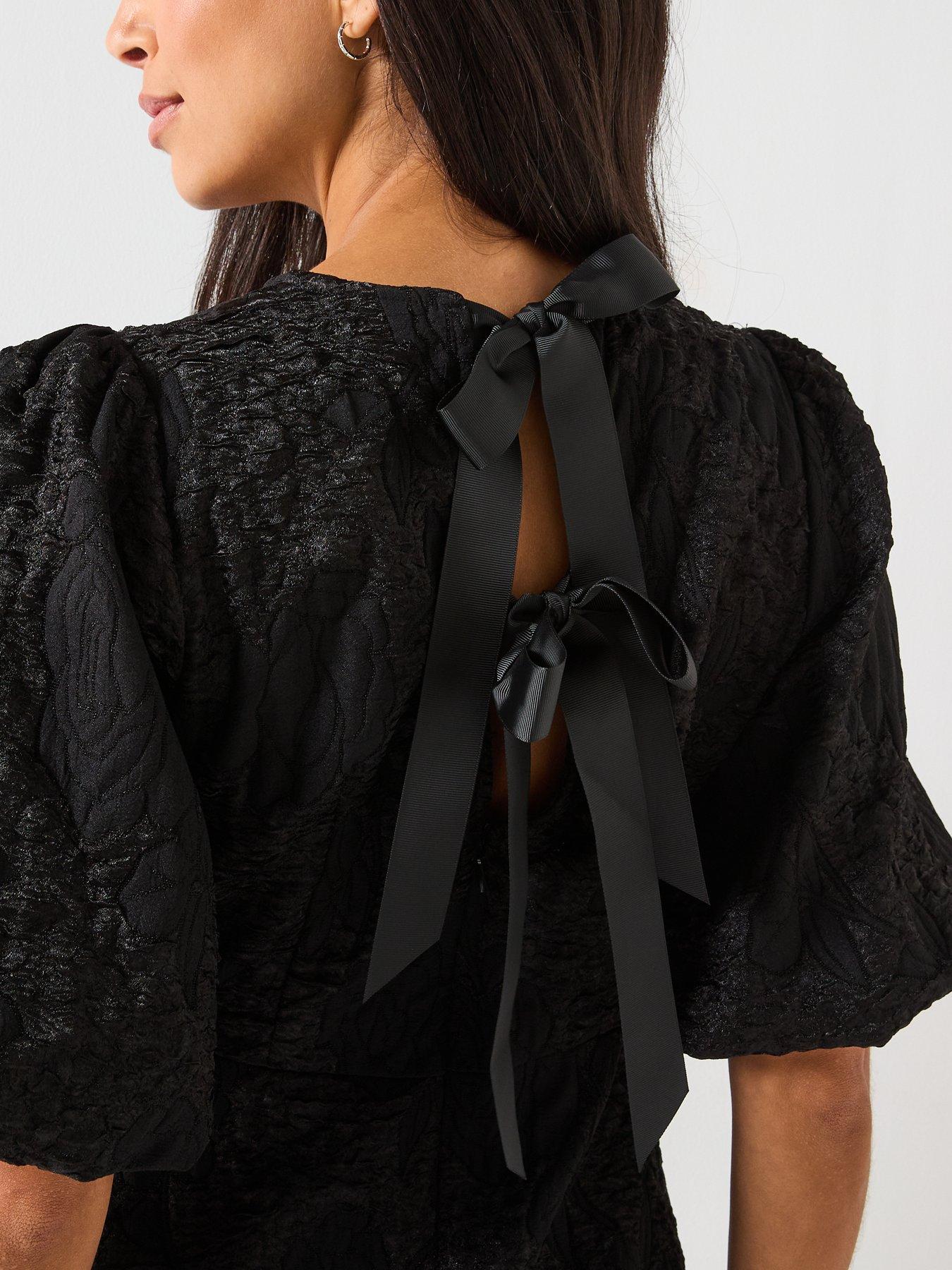  image of jdy-dora-short-sleeve-dress-black