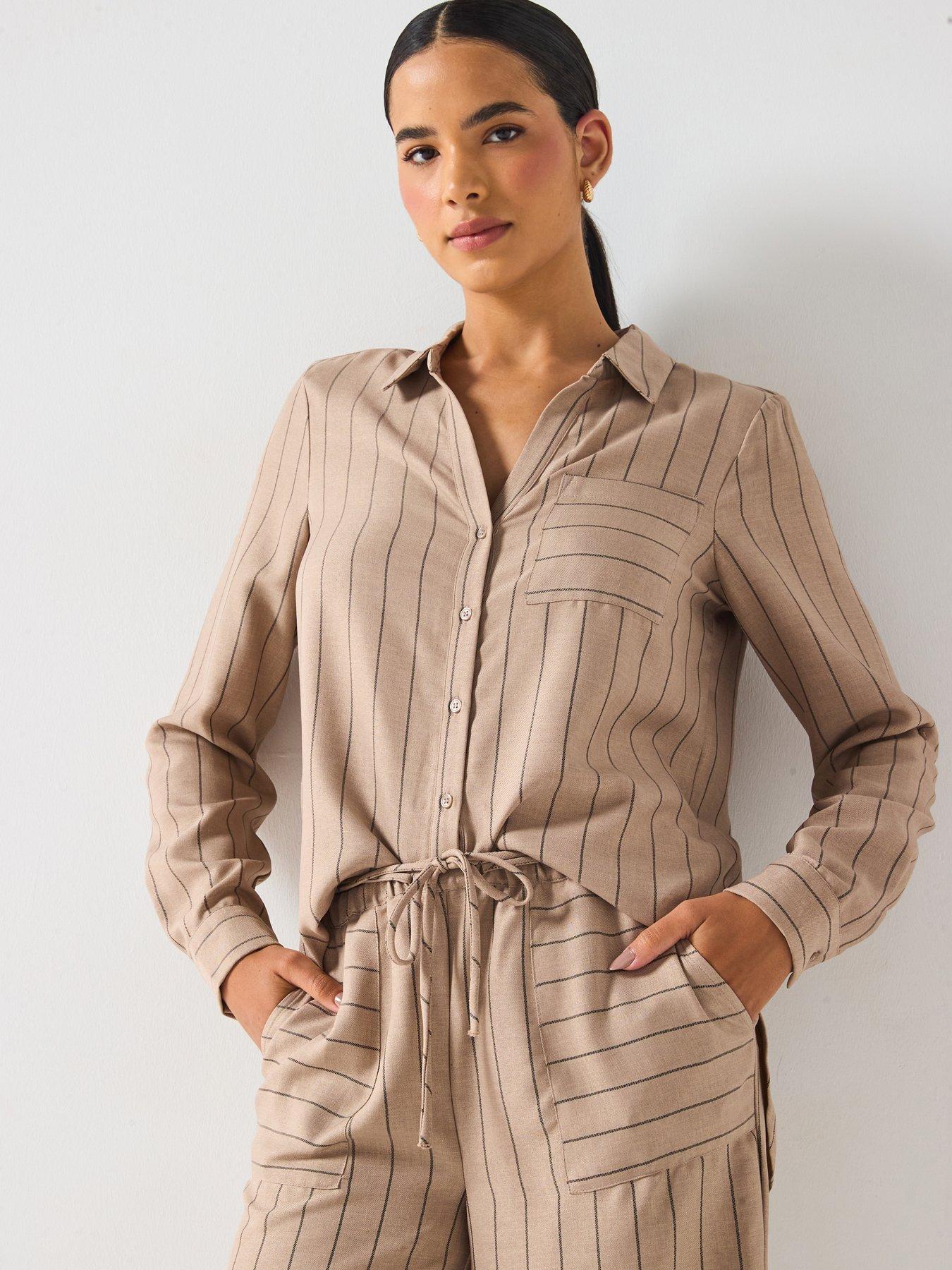 vero-moda-odette-long-sleeve-v-neck-woven-shirt-beige