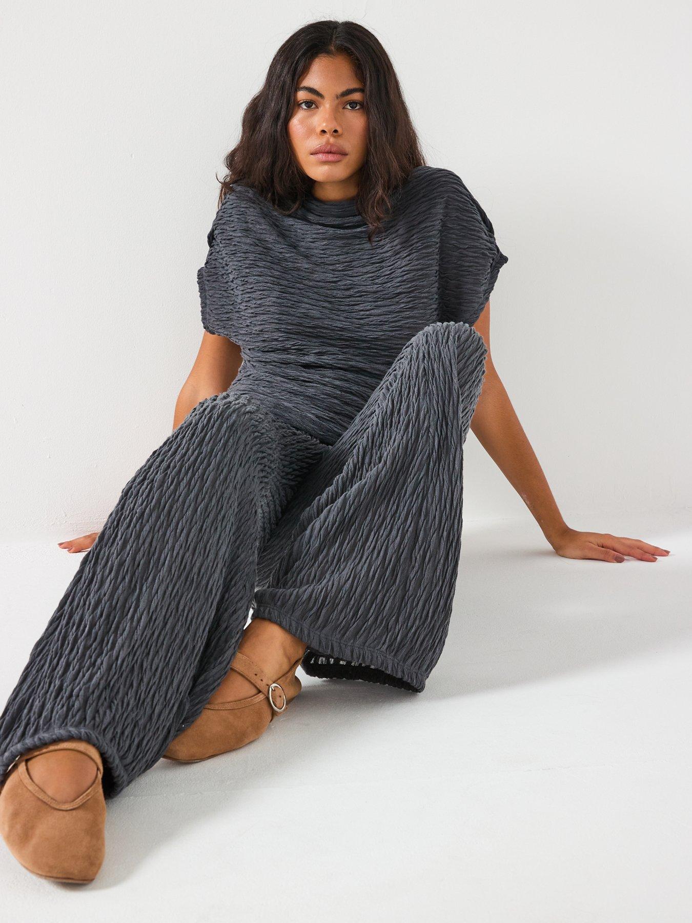 Image 6 of 6 of Vero Moda Fie One Shoulder Slouch Jersey Top Co-Ord - Grey