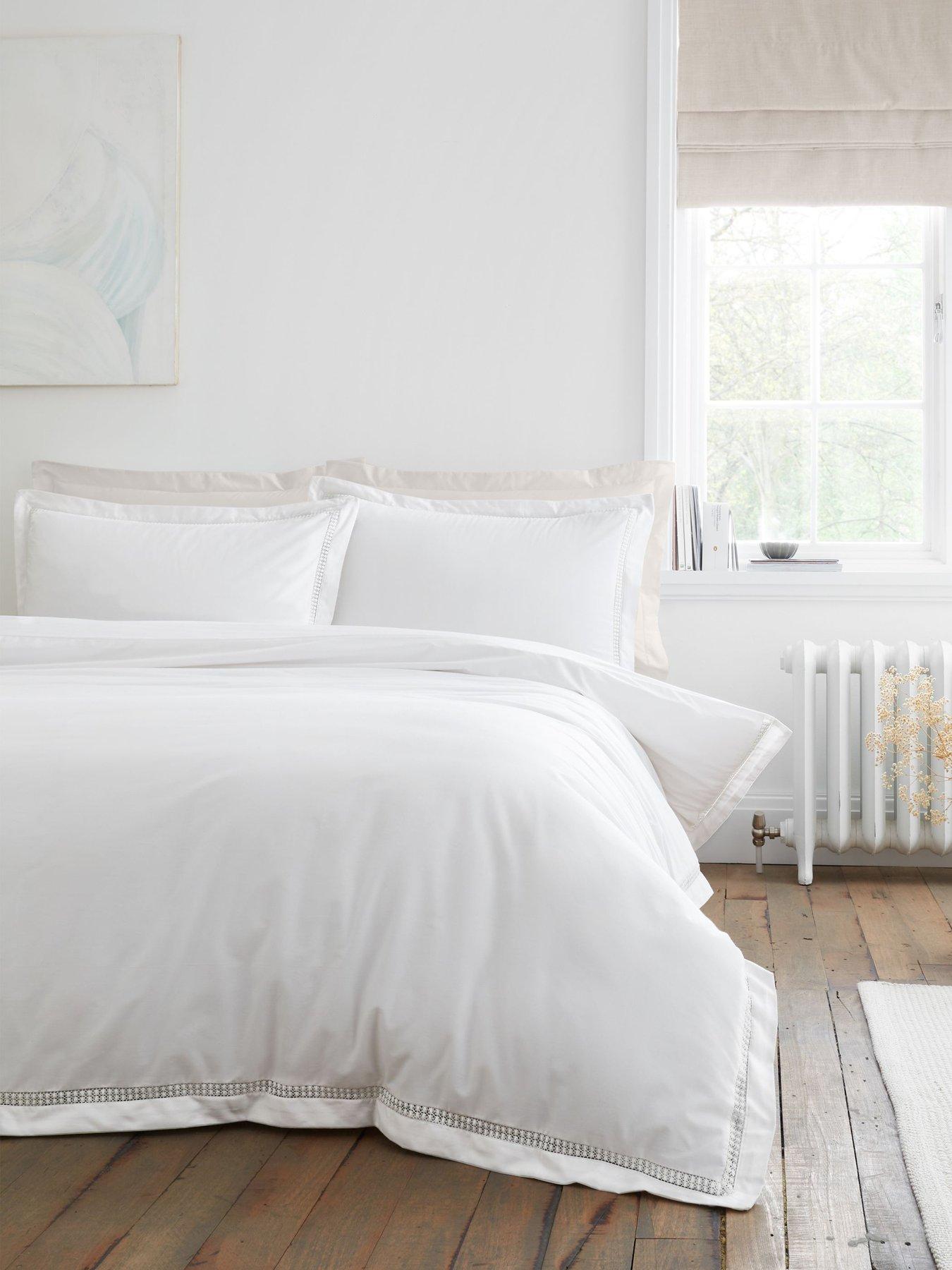 undefined Oxford Lace Trim 200 Thread Count Cotton Duvet Set White