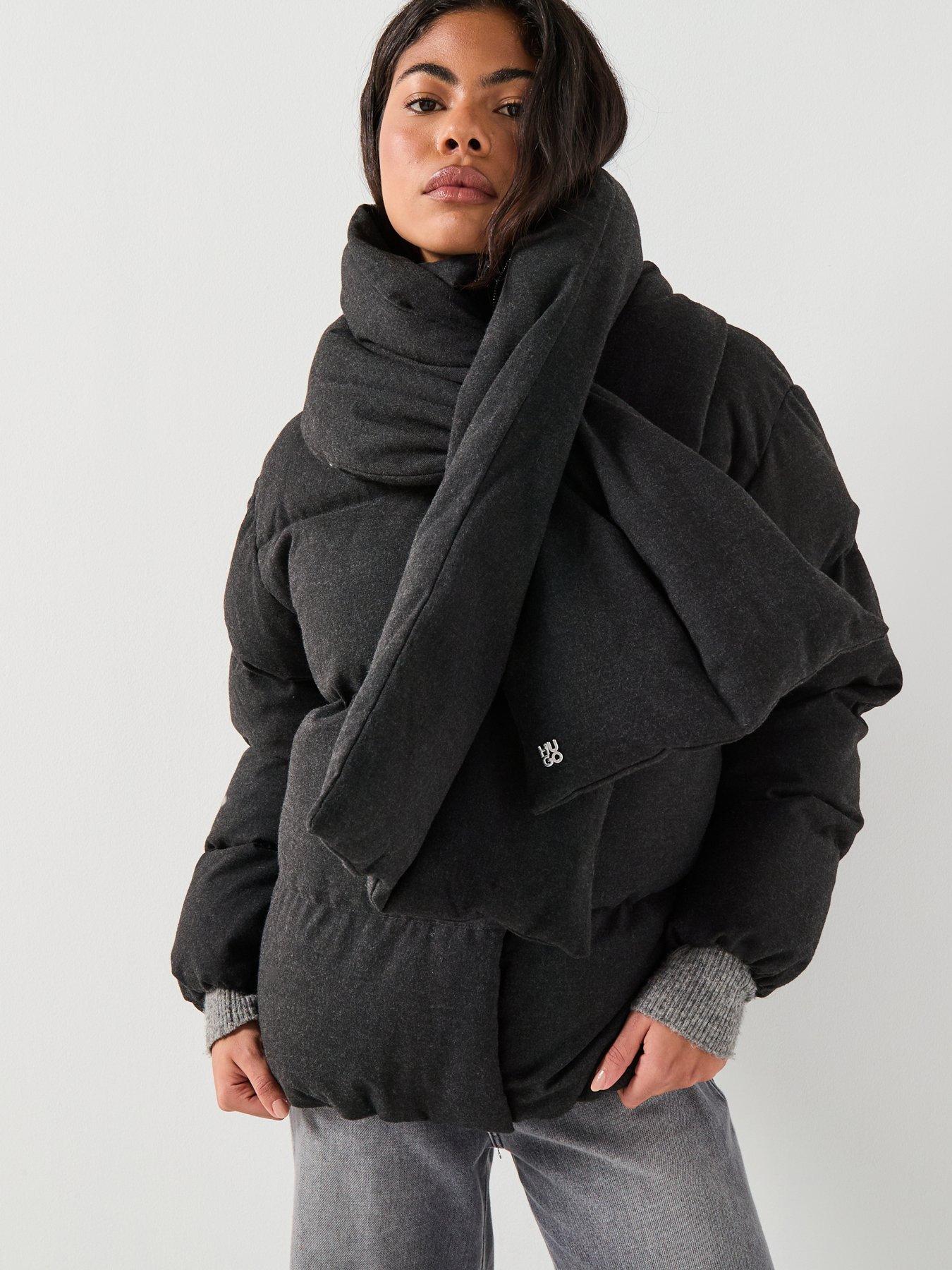 front image of hugo-fardot-coat-black