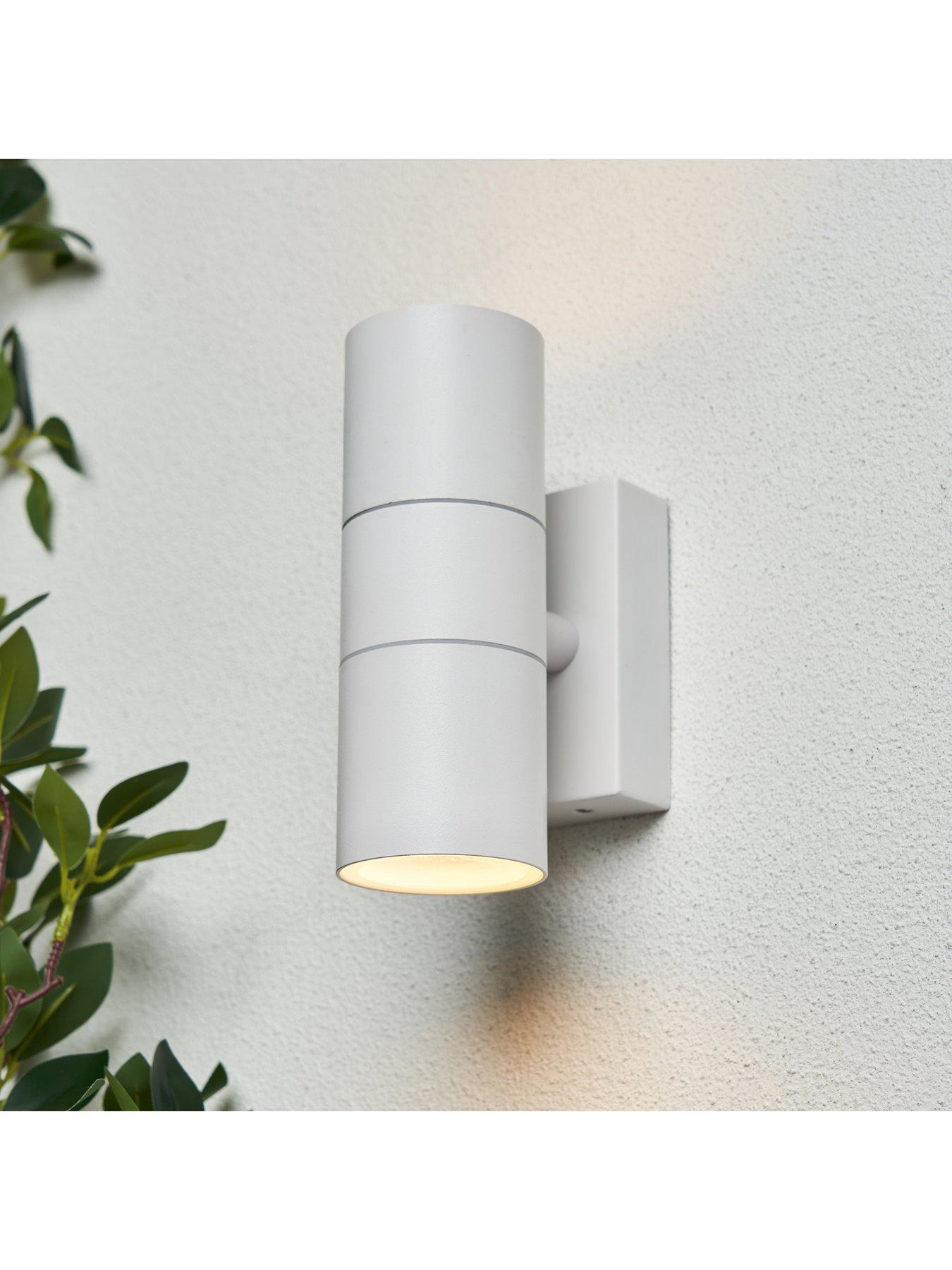 Image 1 of 7 of Leto IP65 2lt GU10 Wall light White