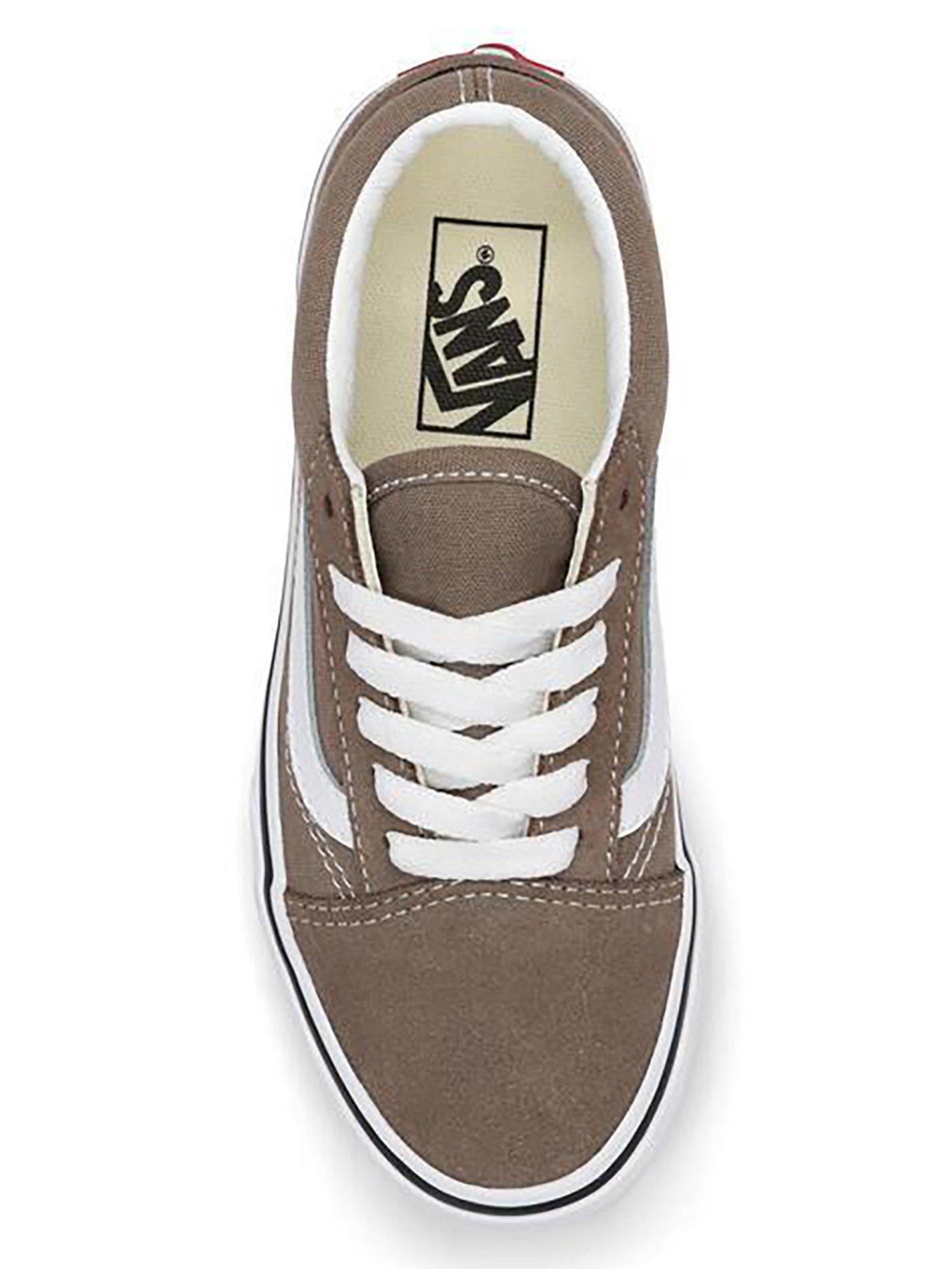 outfit image of vans-kids-old-skool-trainers-brown