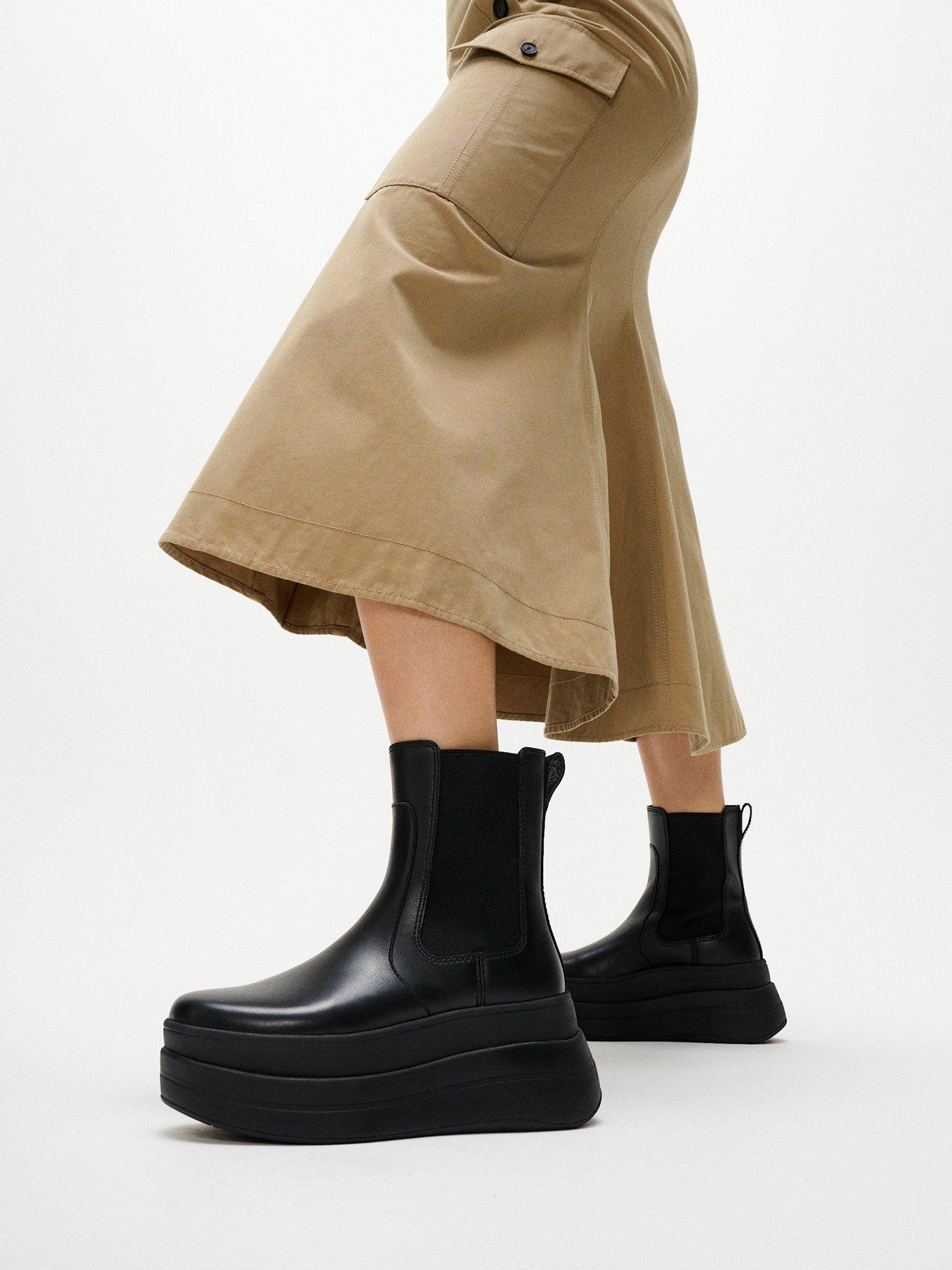 undefined F-mode Stack Leather Chelsea Boots - All Black