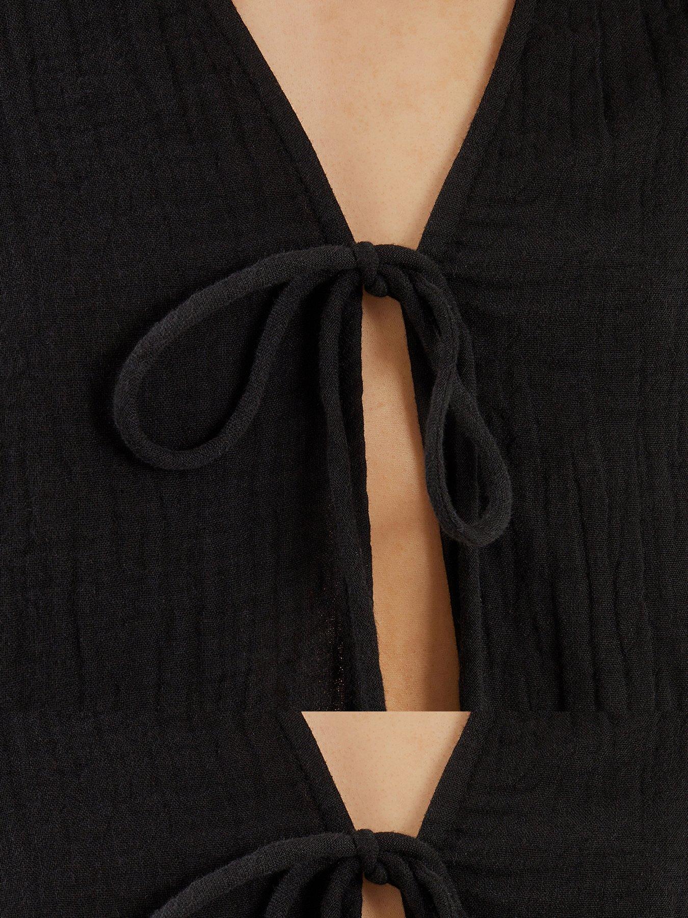 Image 4 of 4 of Accessorize Tie Front Crinkle Top - Black