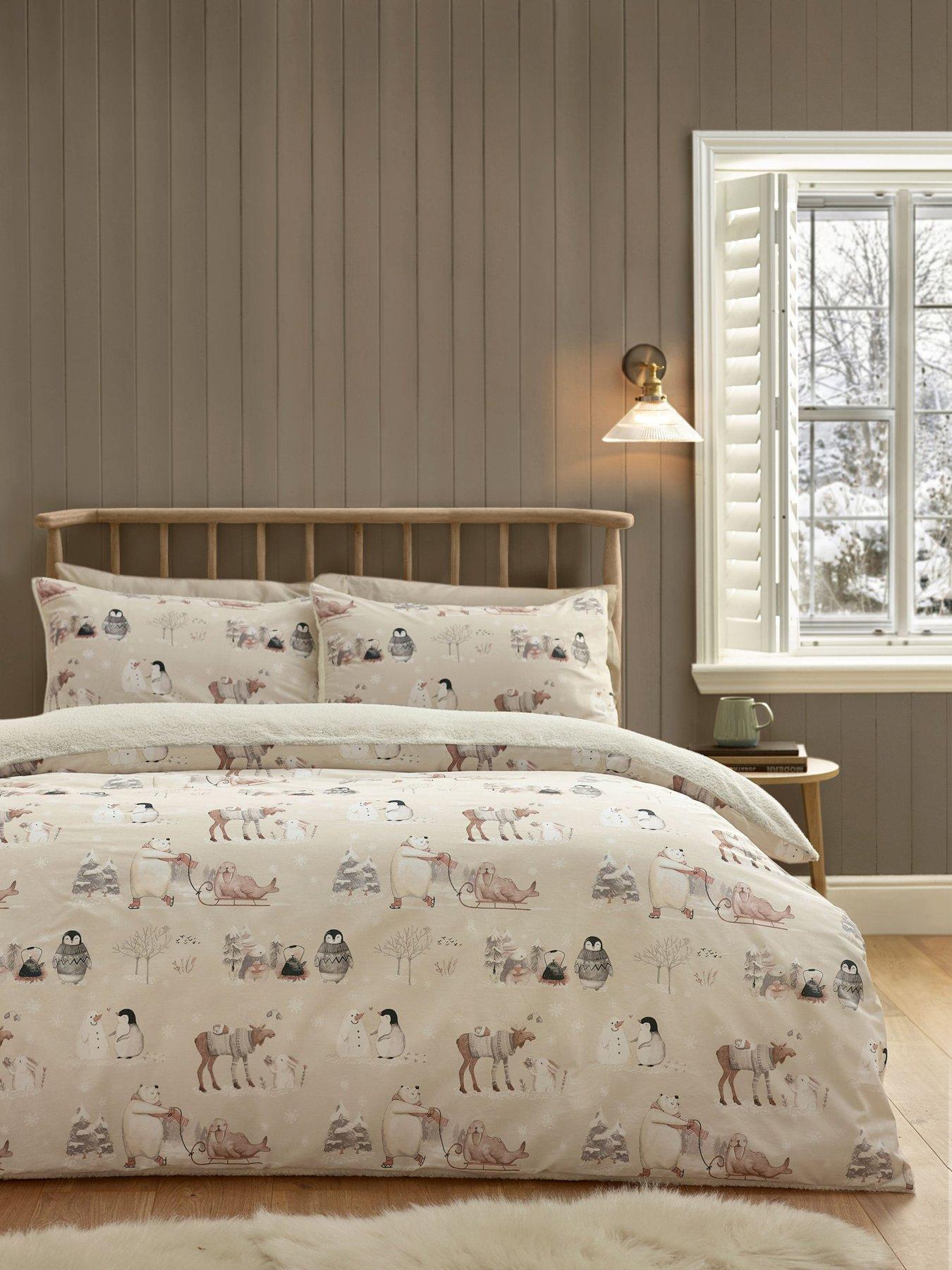 Image 1 of 5 of Catherine Lansfield Winter Friends Duvet Set