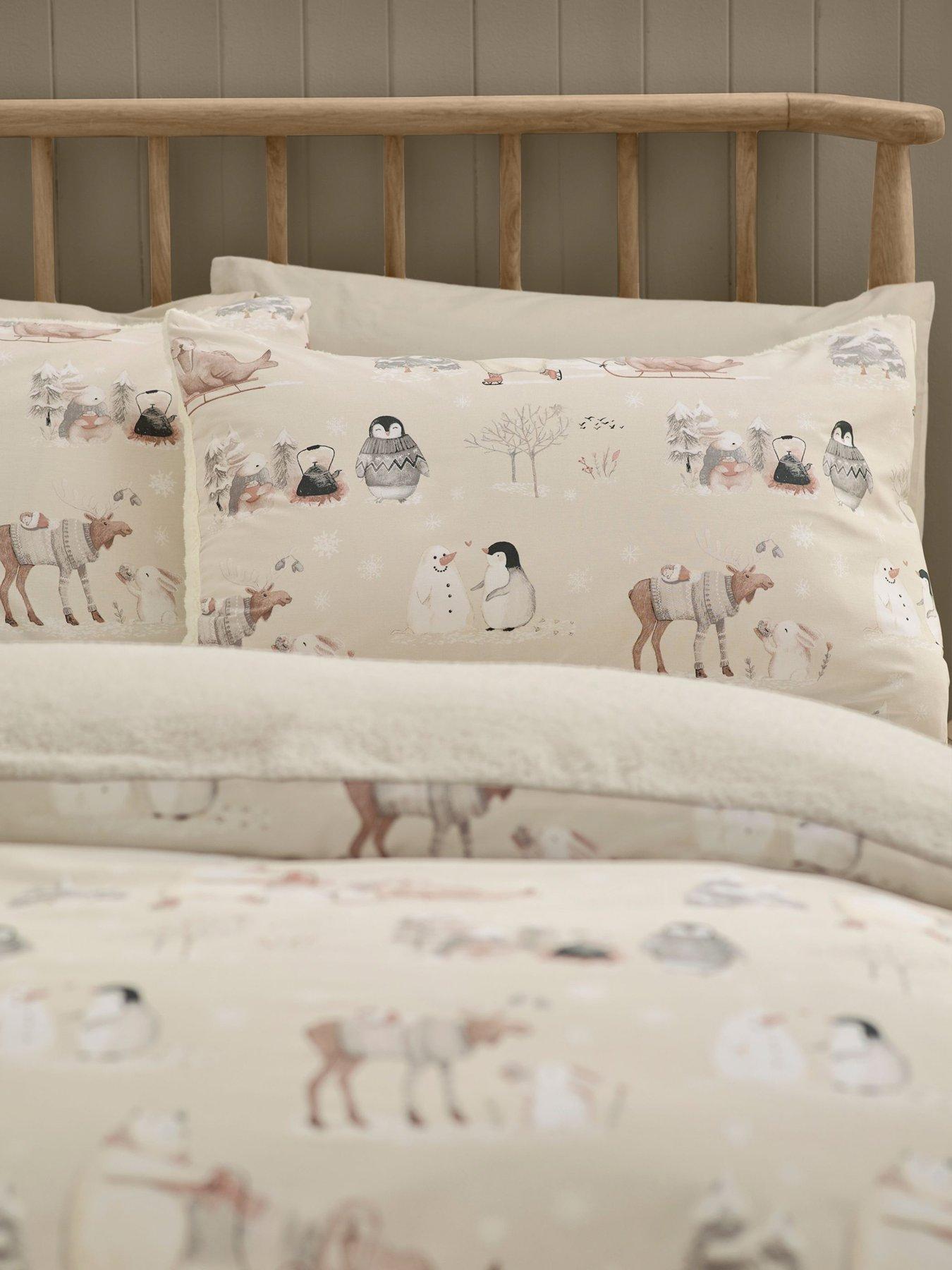 Image 3 of 5 of Catherine Lansfield Winter Friends Duvet Set