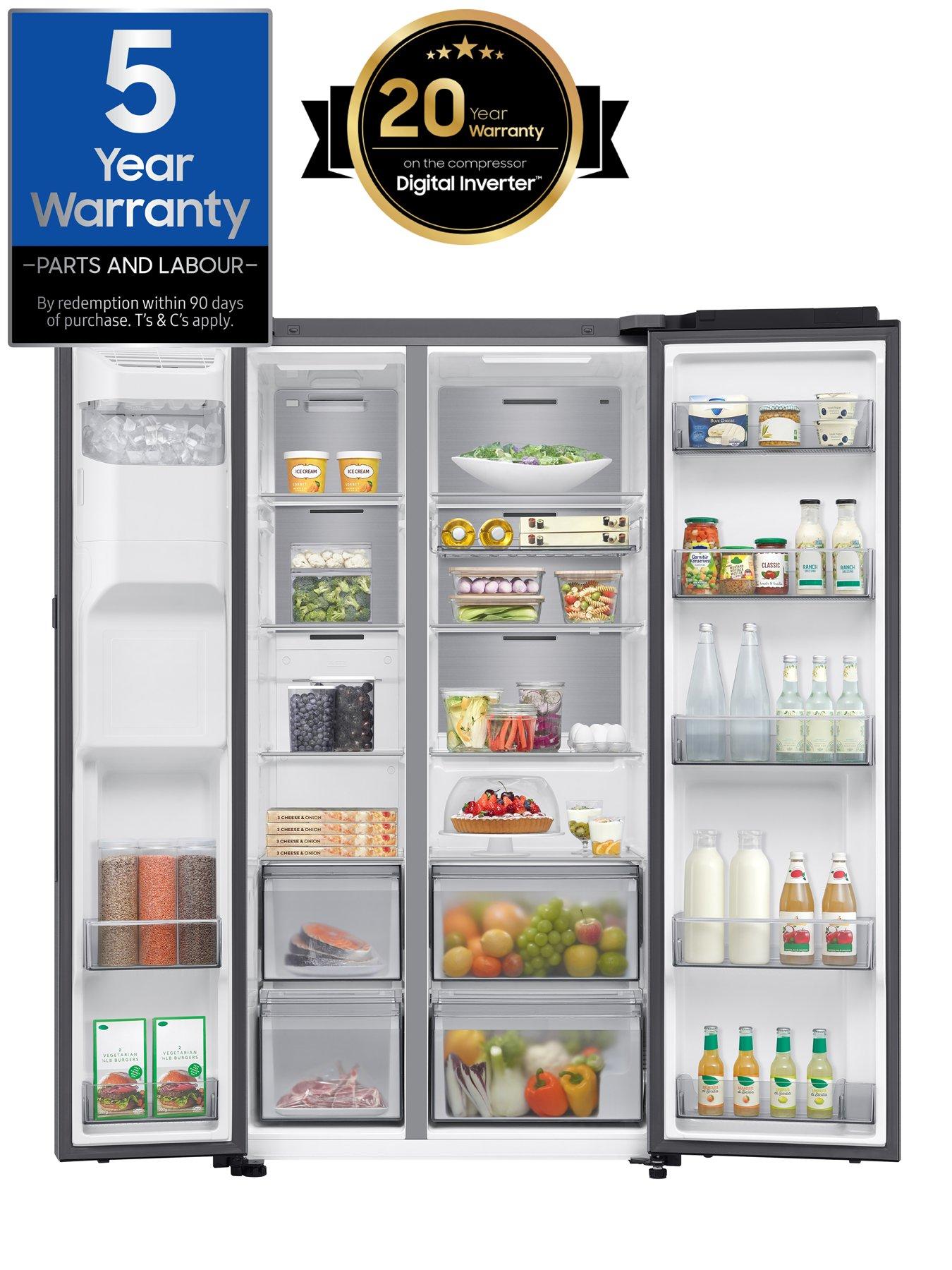 Image 2 of 8 of Samsung Bespoke AI Series 9 AI Home RS90F64EETEU 621L Smart American Fridge Freezer -&nbsp;Silver