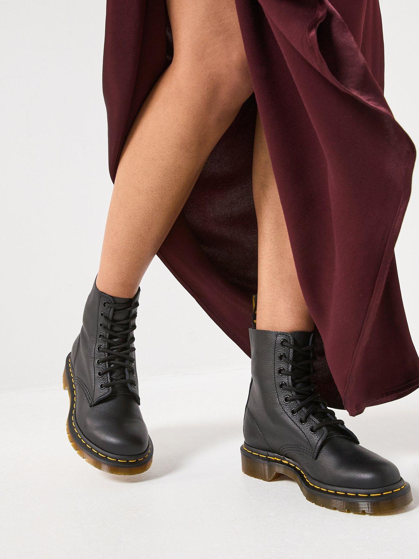 dr-martens-1460-pascal-8-eye-boot-virginia-black