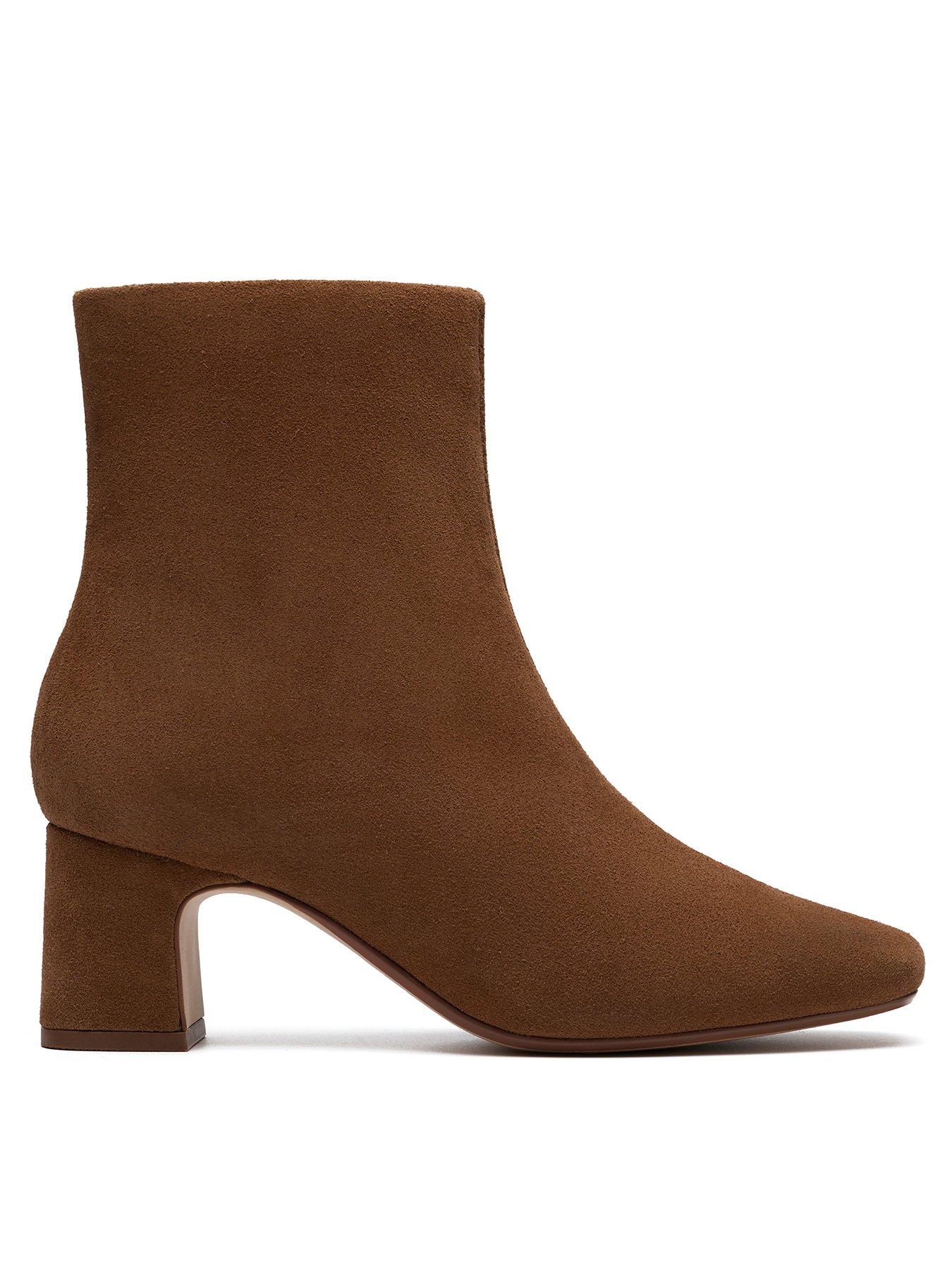 undefined Fernie Zip Suede Boots - Brown