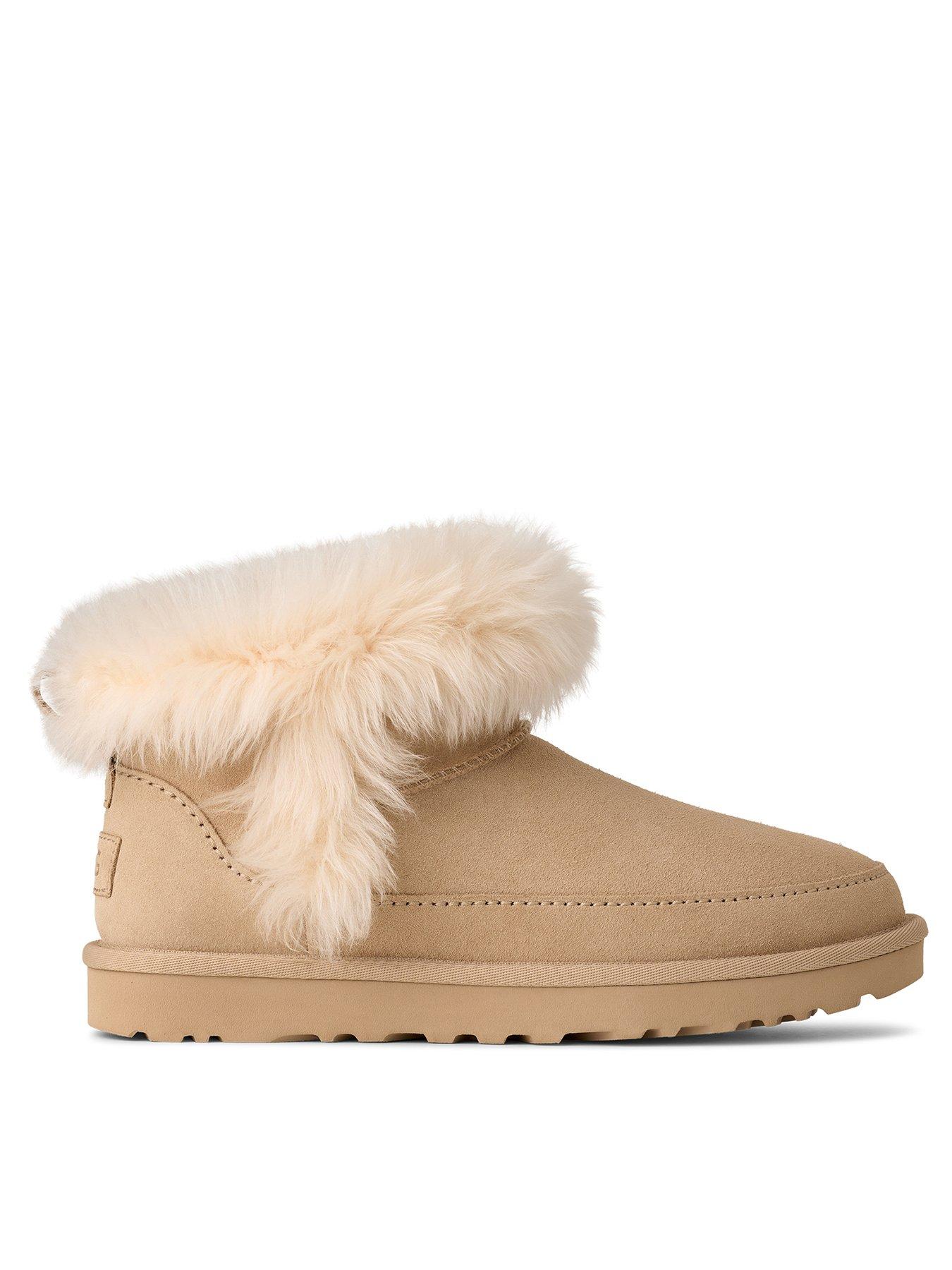 UGG Classic Ultra Mini Chalet Boots - Sandcastle