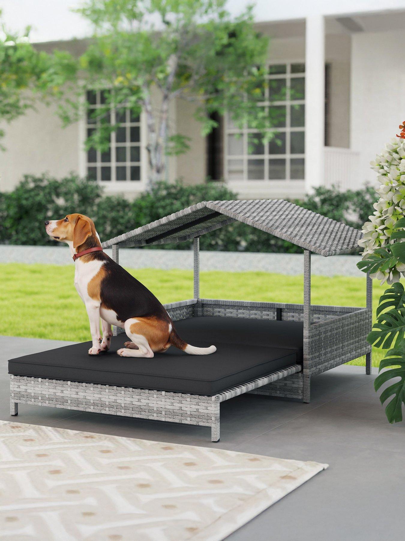 undefined Extendable Rattan Pet Bed With Water-Resistant Roof - Charcoal Grey