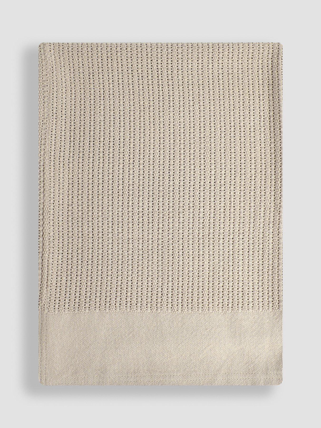 jojo-maman-bebe-oatmeal-woven-cellular-blanket-h5933