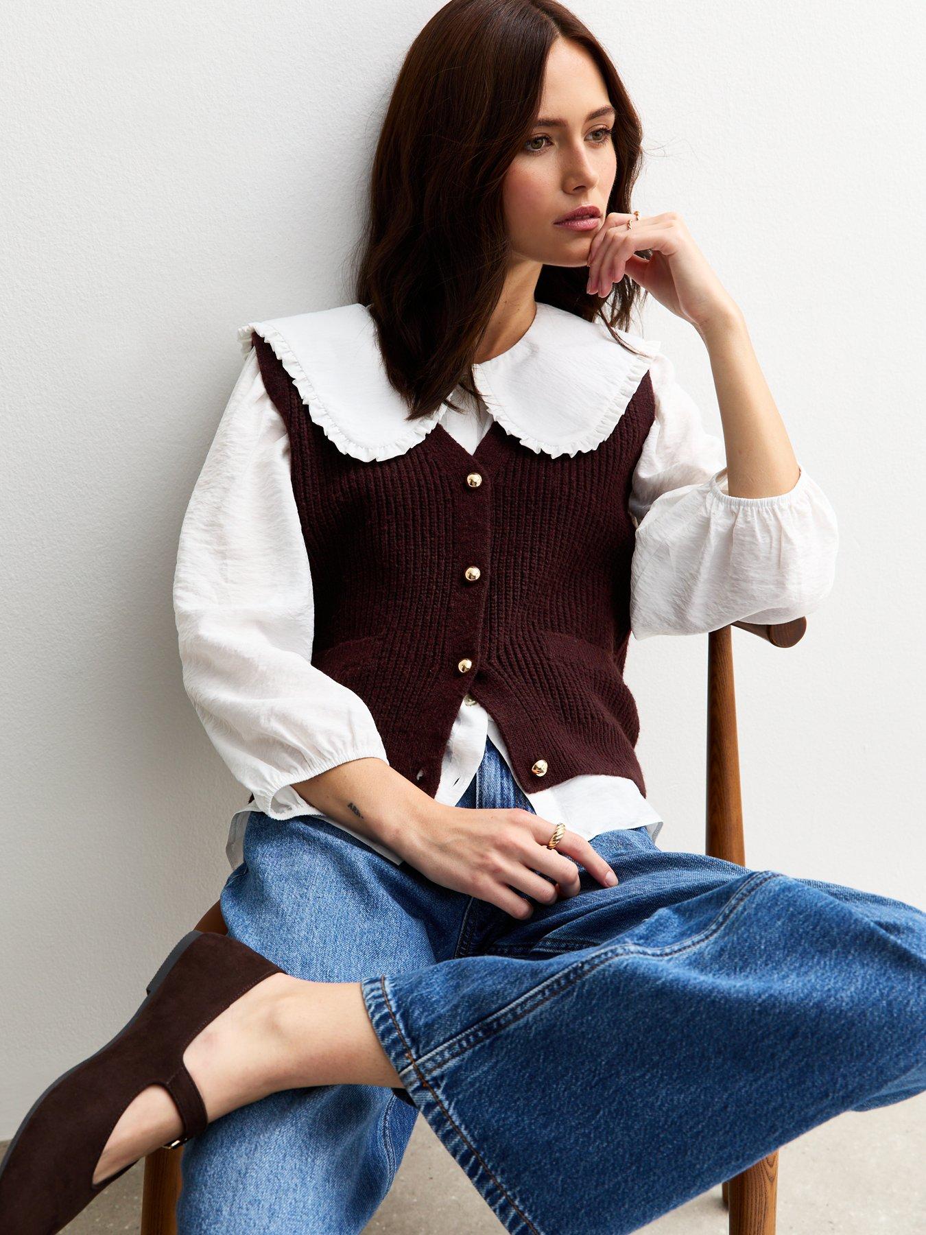 Image 4 of 6 of New Look Off White Oversized Collar Crinkled Crop Sleeve Shirt