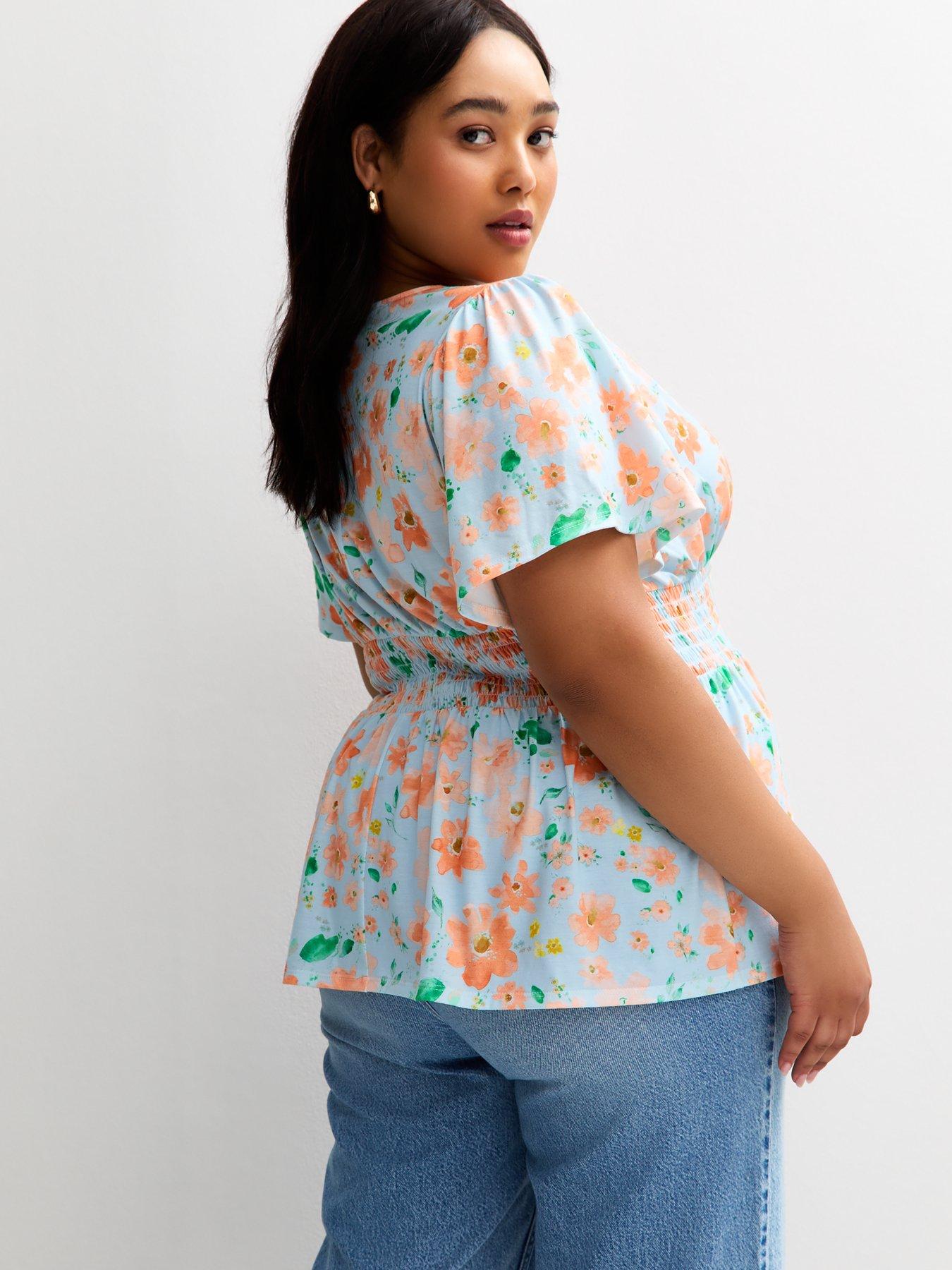 Image 2 of 4 of New Look Curves Floral Print Top - Multi