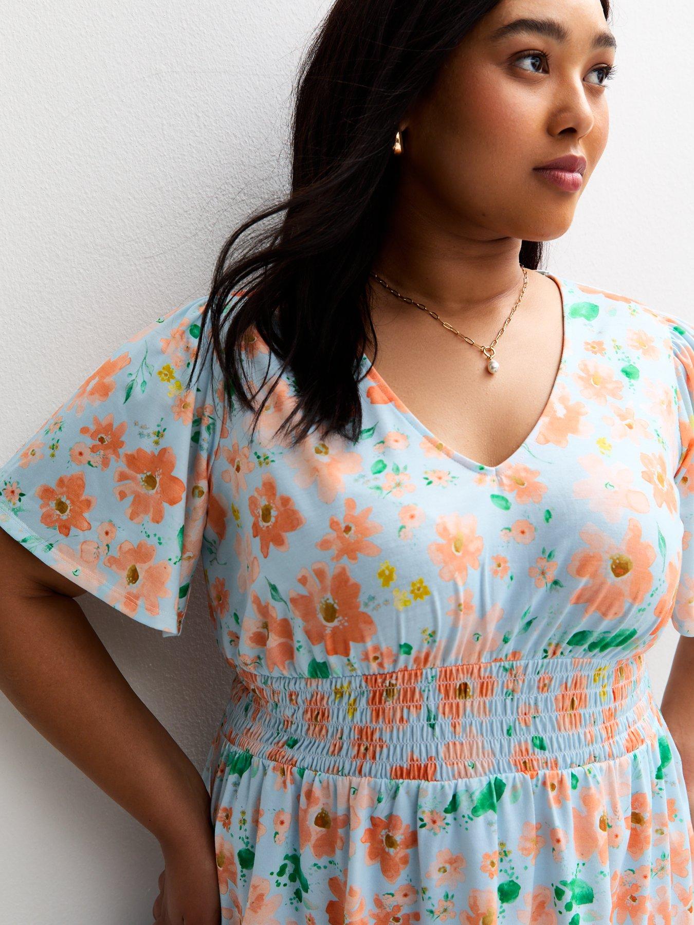 Image 4 of 4 of New Look Curves Floral Print Top - Multi