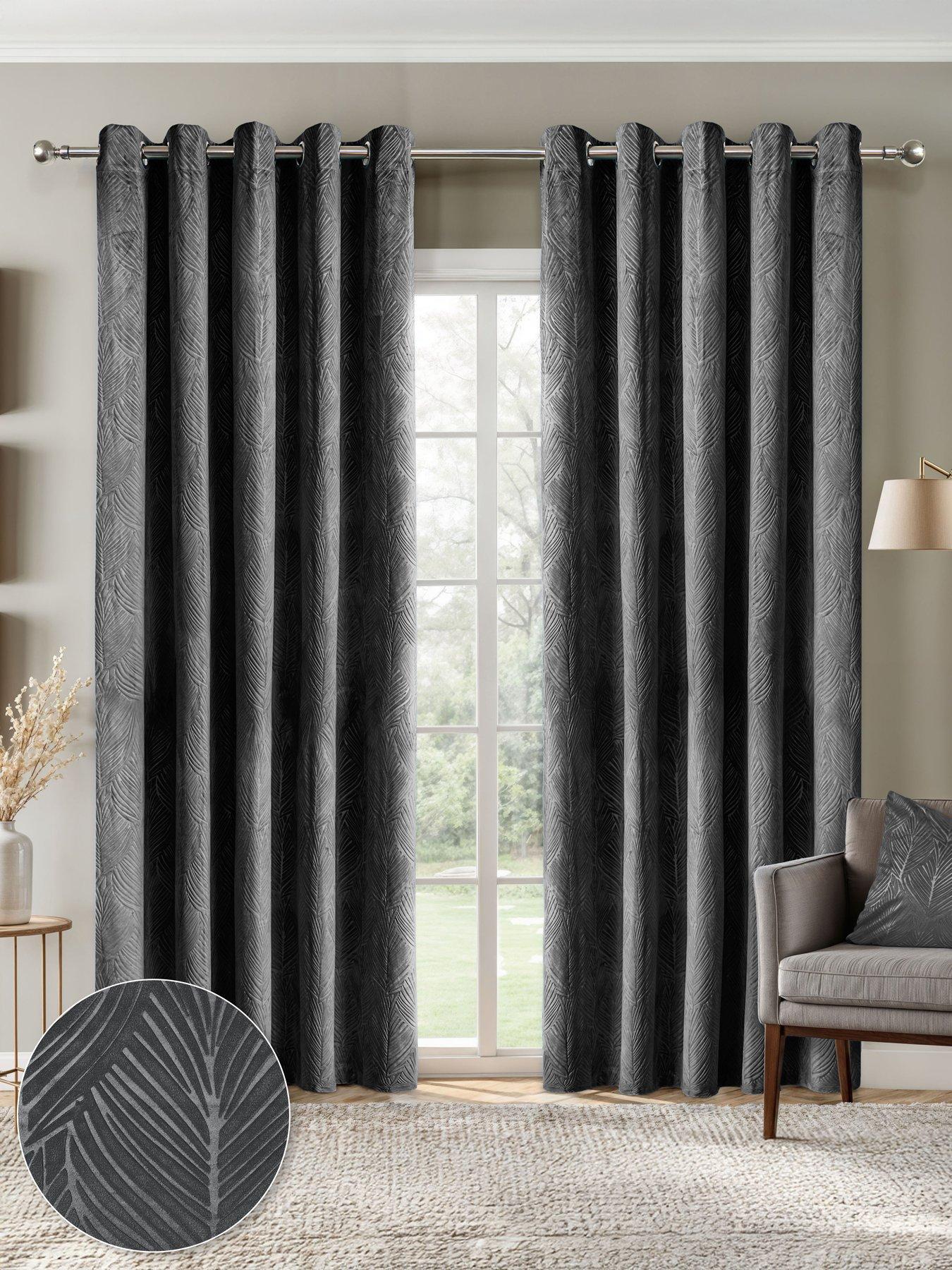 very-home-leaf-velvet-eyeletsnbspblackout