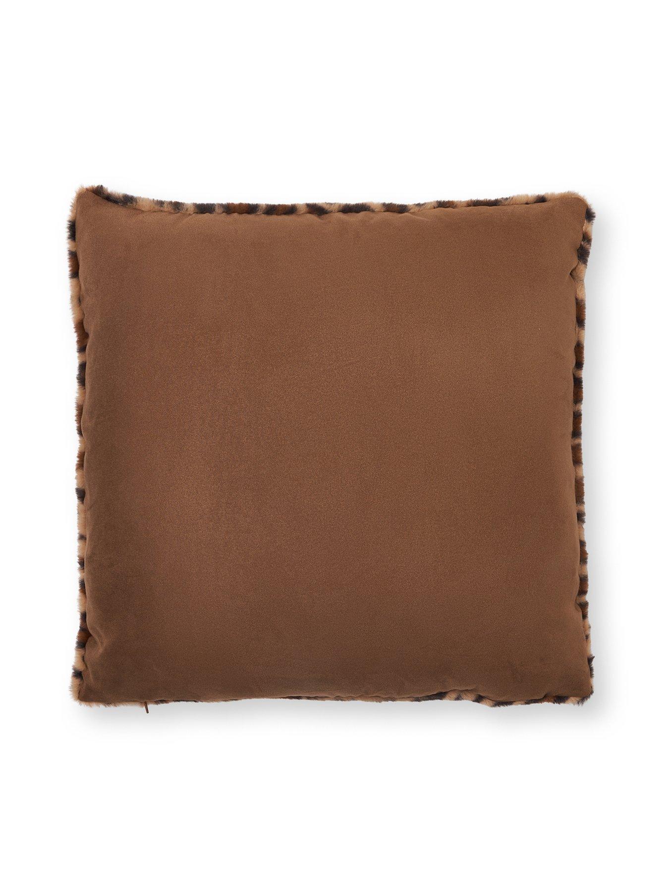  image of the-very-collection-nouveau-leopard-cushion