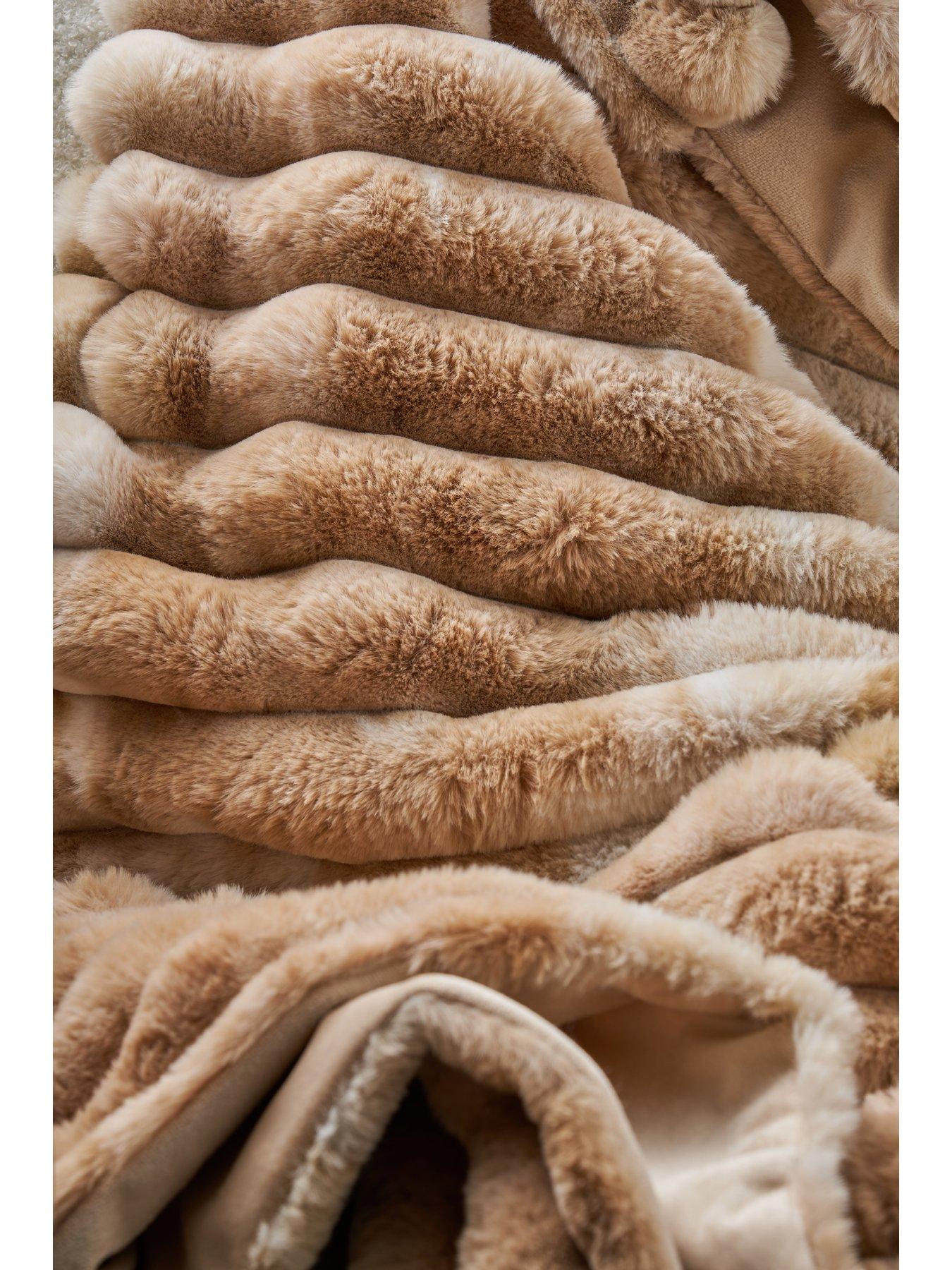 Image 3 of 5 of Very Home Marled Rib Throw