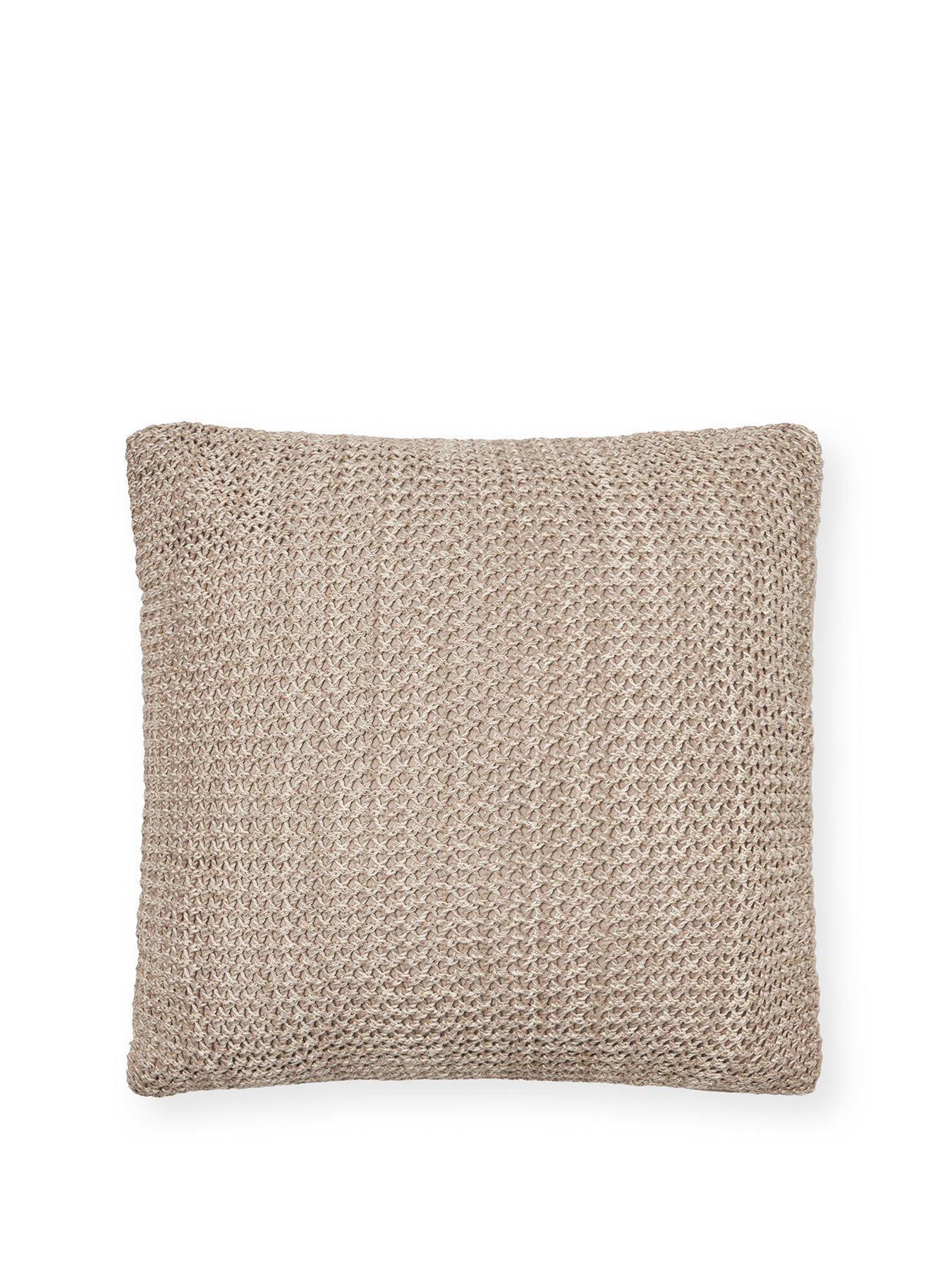  image of the-very-collection-knitted-cushion