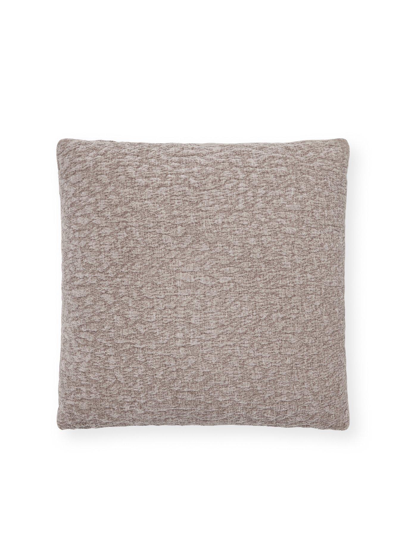 Very Home Arges Cushion