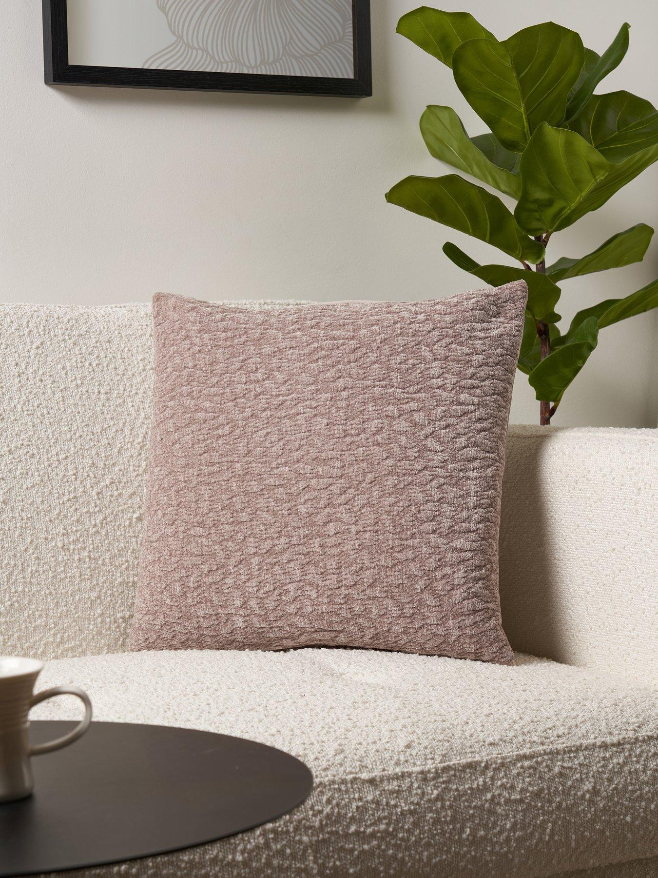 The Very Collection Arges Cushion
