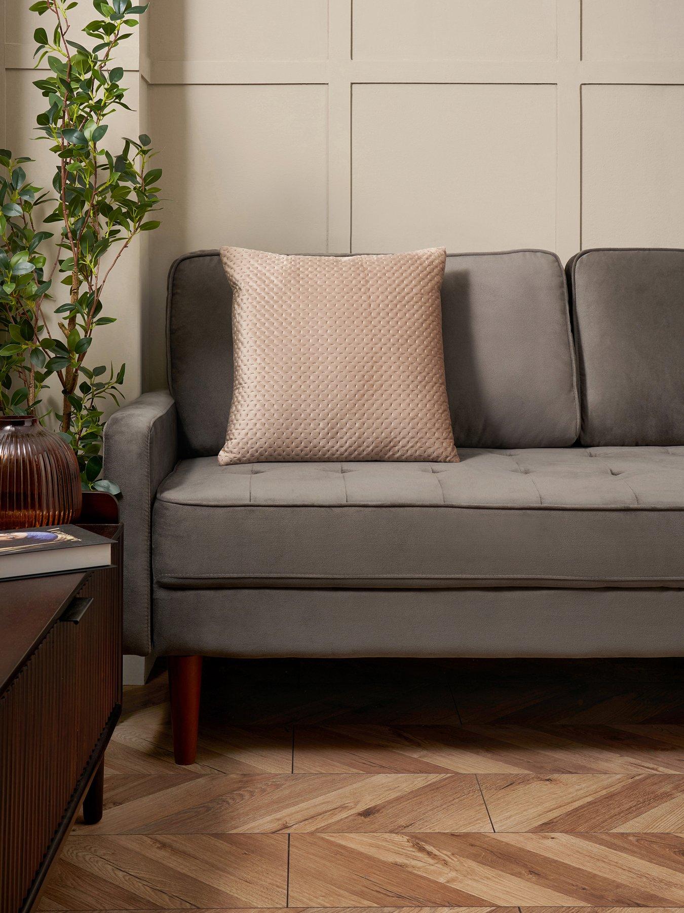 undefined Liso Cushion