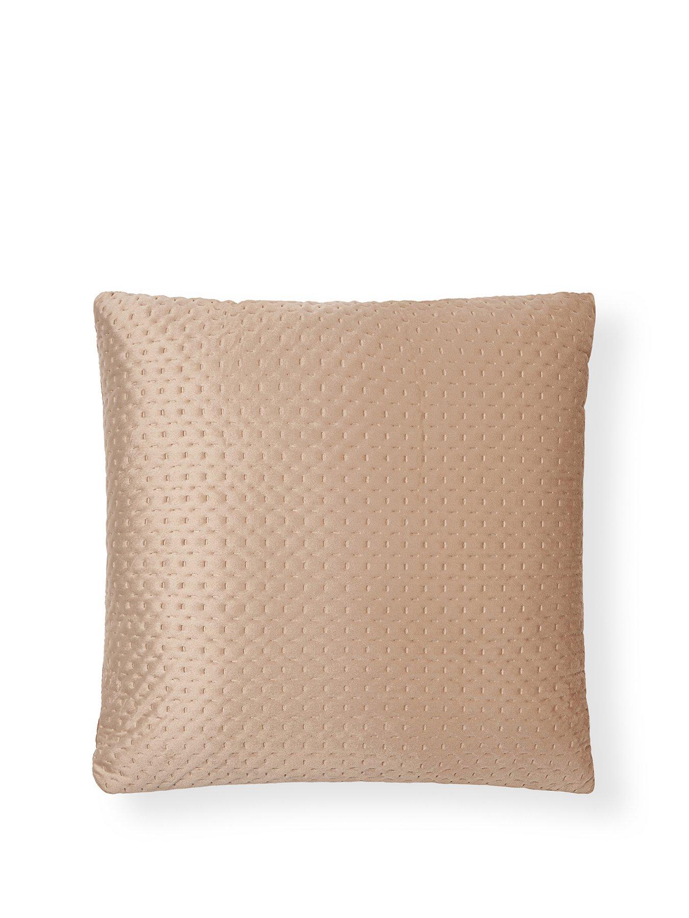  image of the-very-collection-liso-cushion