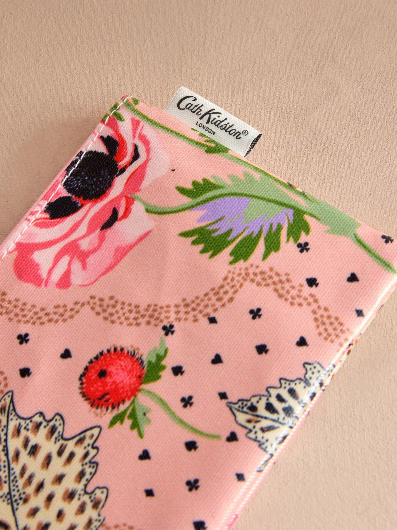 Image 5 of 5 of Cath Kidston Leopard Poppies Zip-up 100% Cotton Purse - Pink