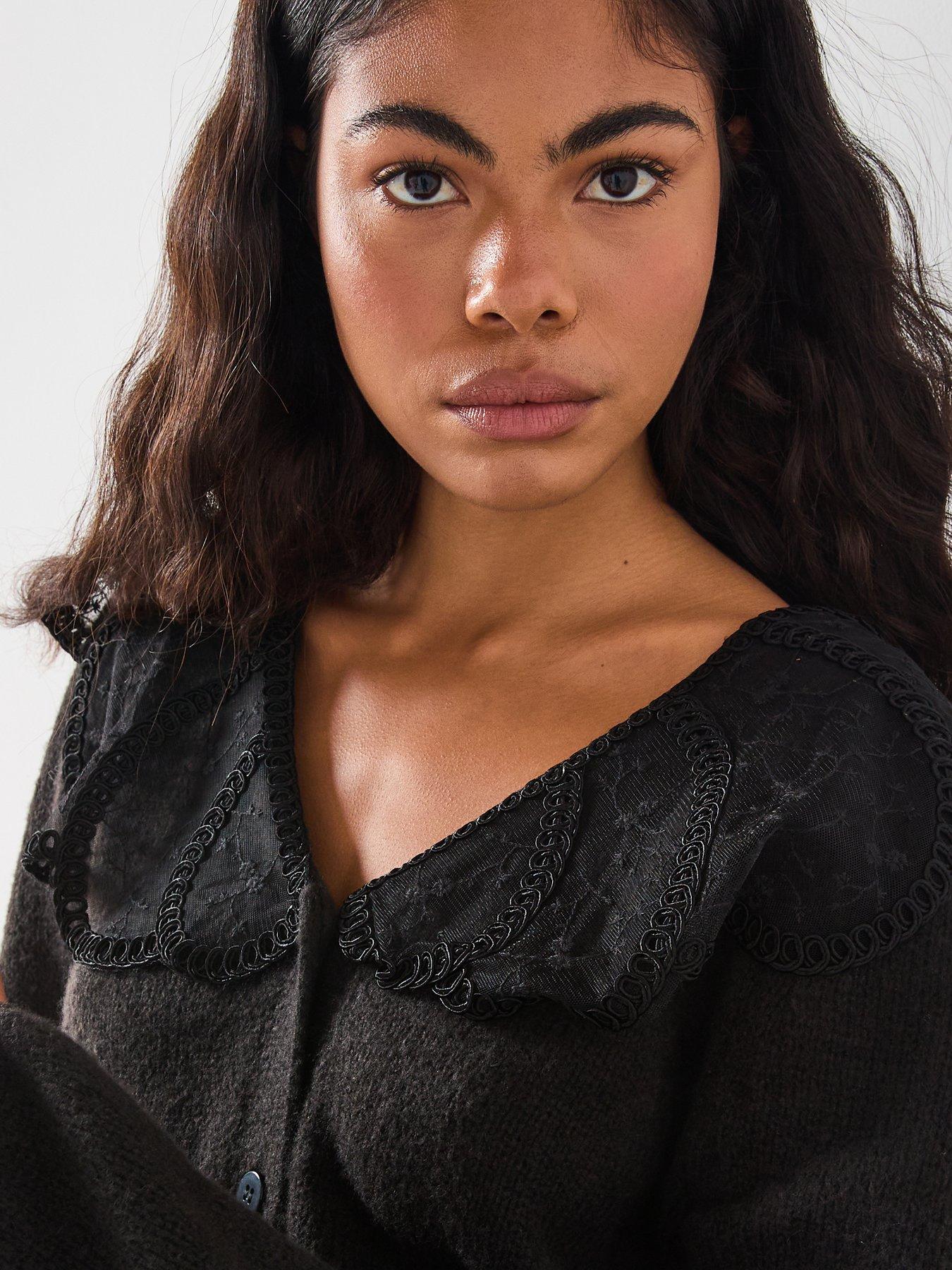 Image 4 of 6 of PIECES Abby Long Sleeve Lace Collar Knit Cardigan - Black