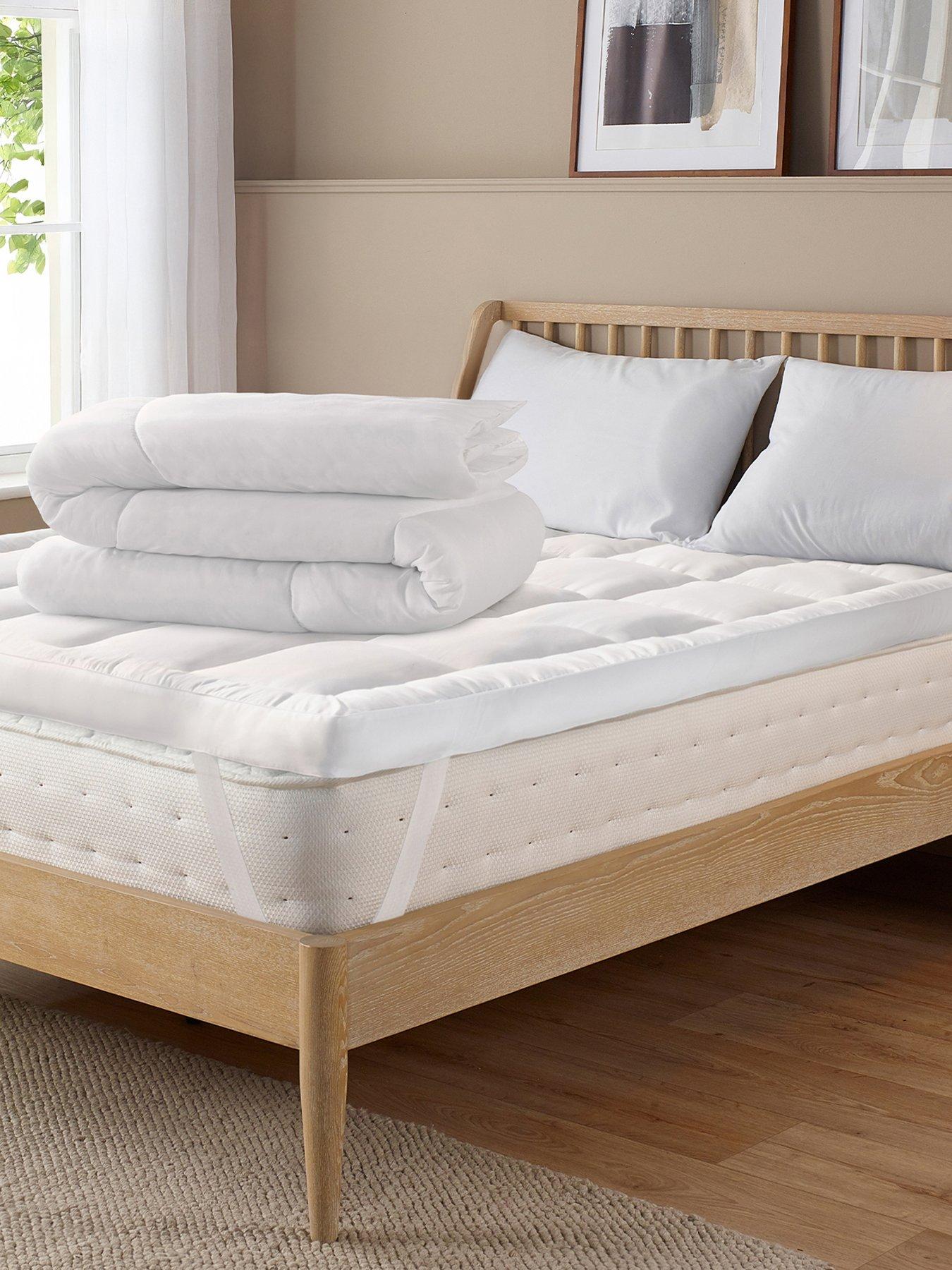 undefined 4.5 Tog Climate Control Bedding Bundle (Duvet + 10cm Mattress Topper + Pillow)