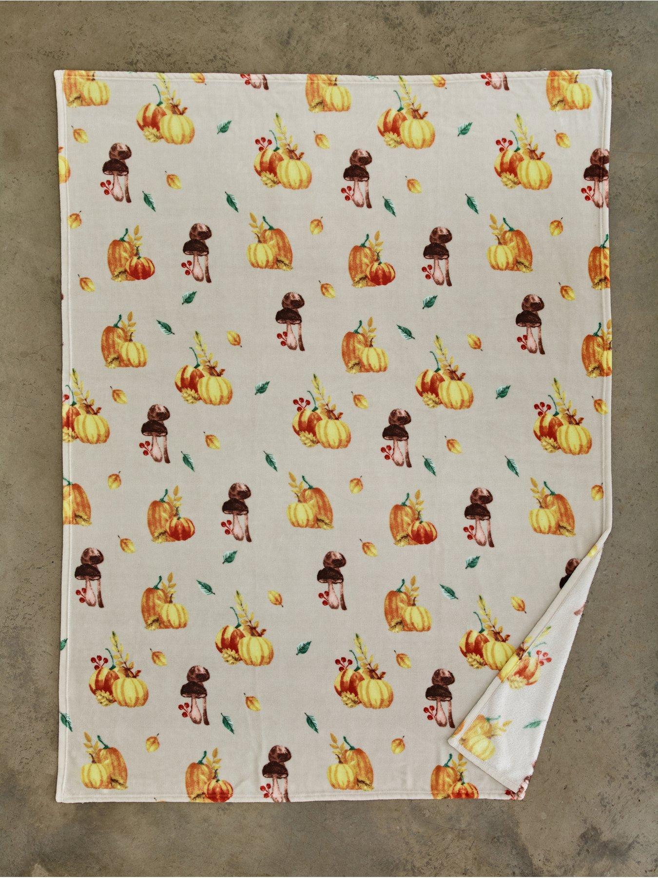 Image 3 of 5 of Deyongs Pumpkin Party Throw 140x180CM