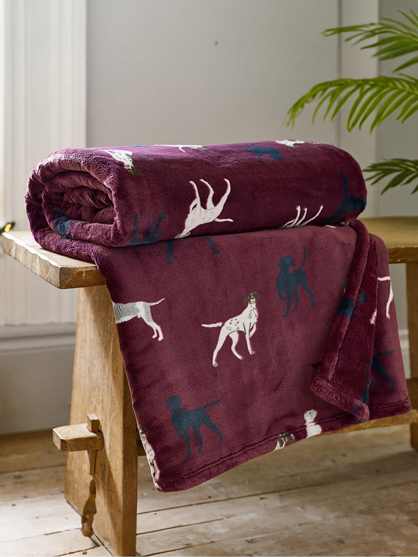 undefined Hounds Throw 140x180cm