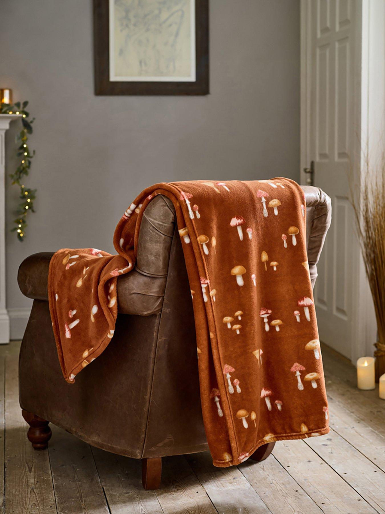 undefined Toadstool Scatter Throw 140x180cm
